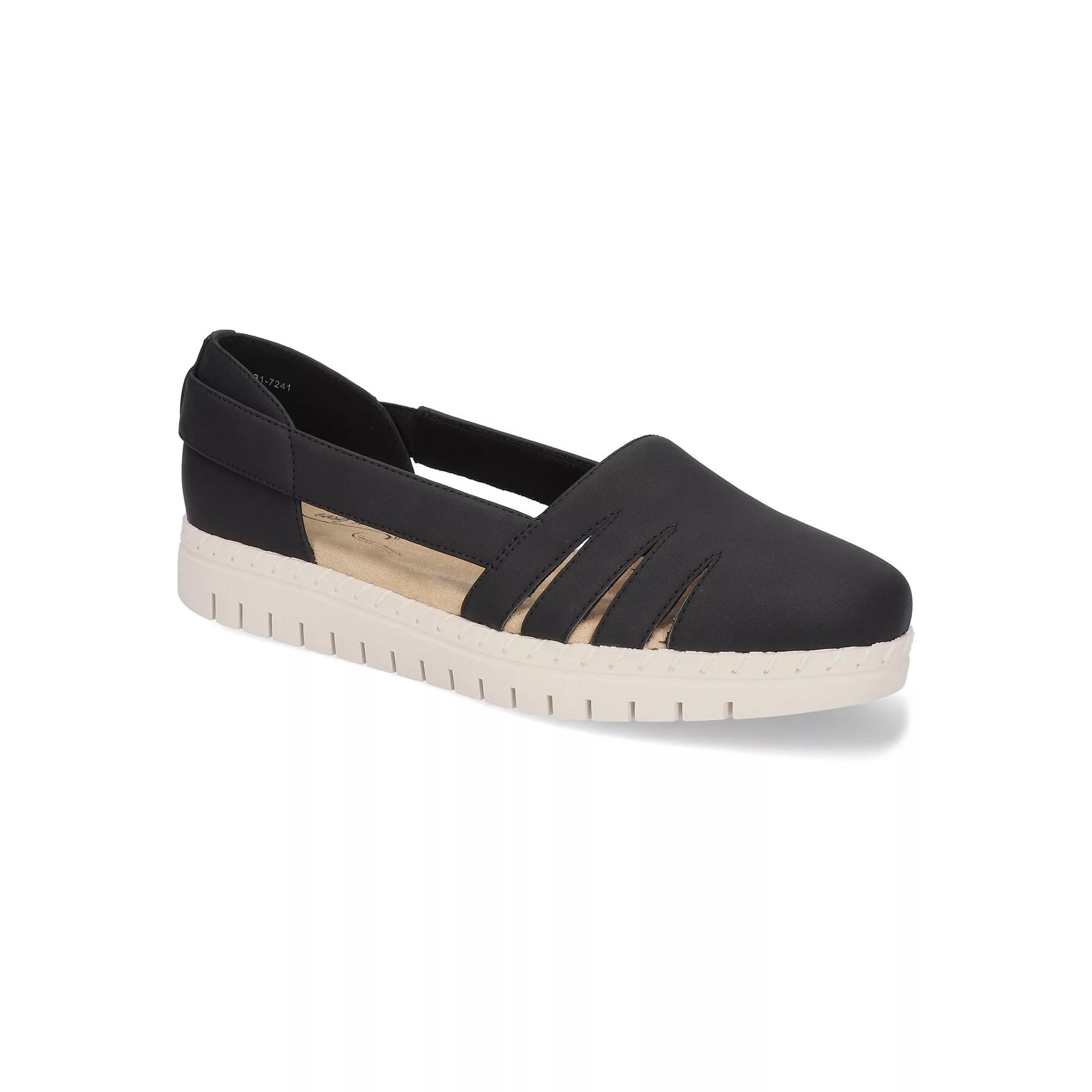 Easy Street Bugsy Womens Slip-On Shoes Product Image