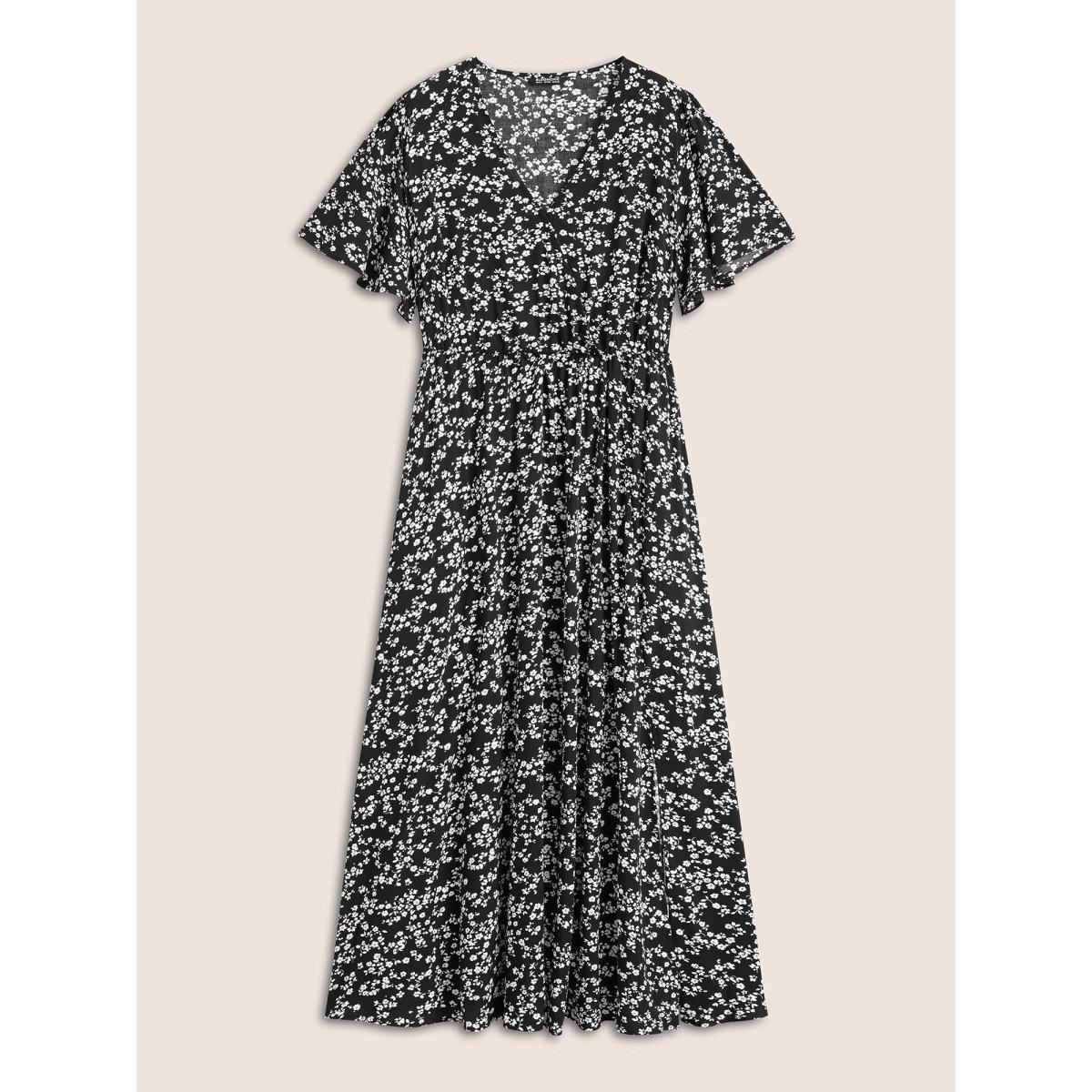 Ditsy Floral Printed Vintage Plus Size Women Vacation Long Dress Ruffle Sleeve Half Sleeve V Neck Pocket Elegance Dresses BloomChic Product Image