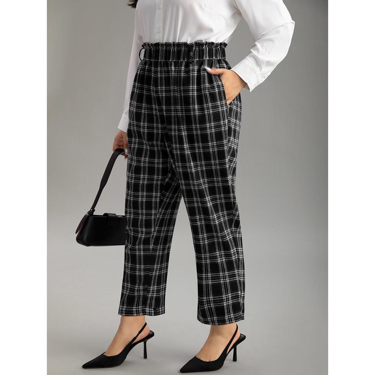 Plus Size Plaid Paperbag Waist Pocket Pants Women Black Office Bodycon High Rise Work Pants BloomChic 22-24/3X Product Image