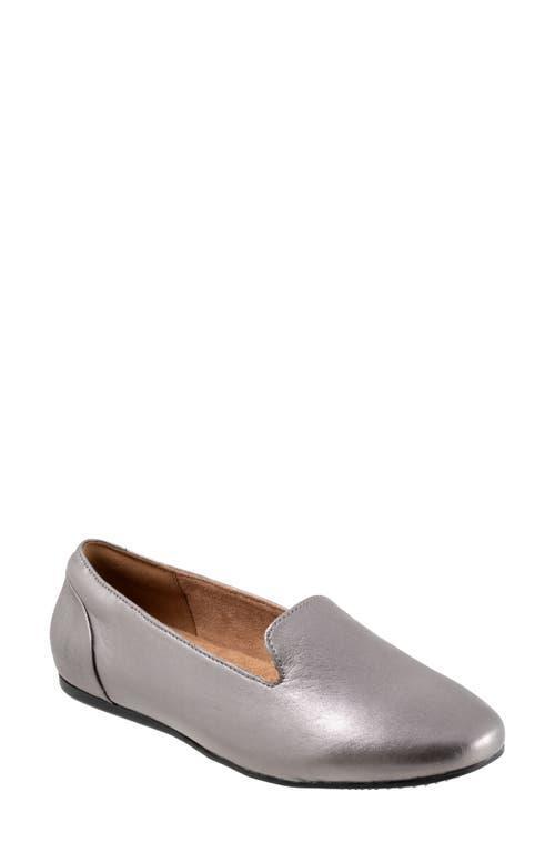 SoftWalk Shelby Women's Flat Shoes Product Image