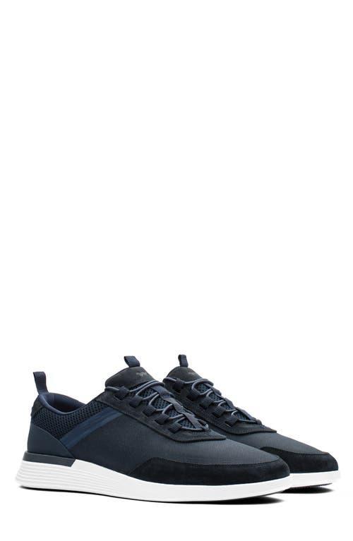 Wolf  Shepherd Mens Crossover Victory Trainers Product Image