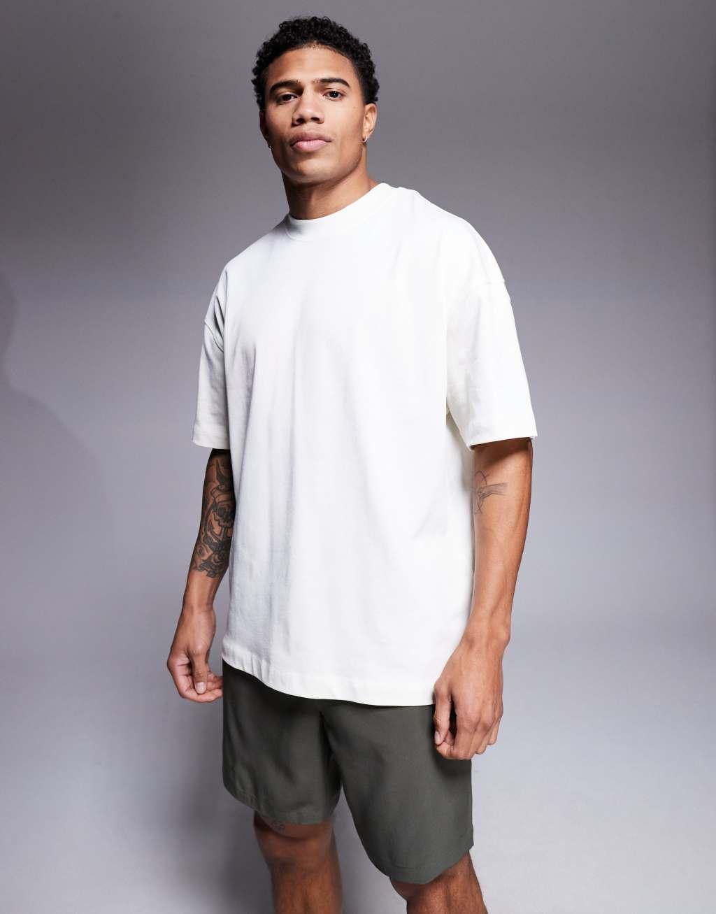 4505 Icon boxy heavyweight cotton t-shirt with quick dry finish in off white  Product Image
