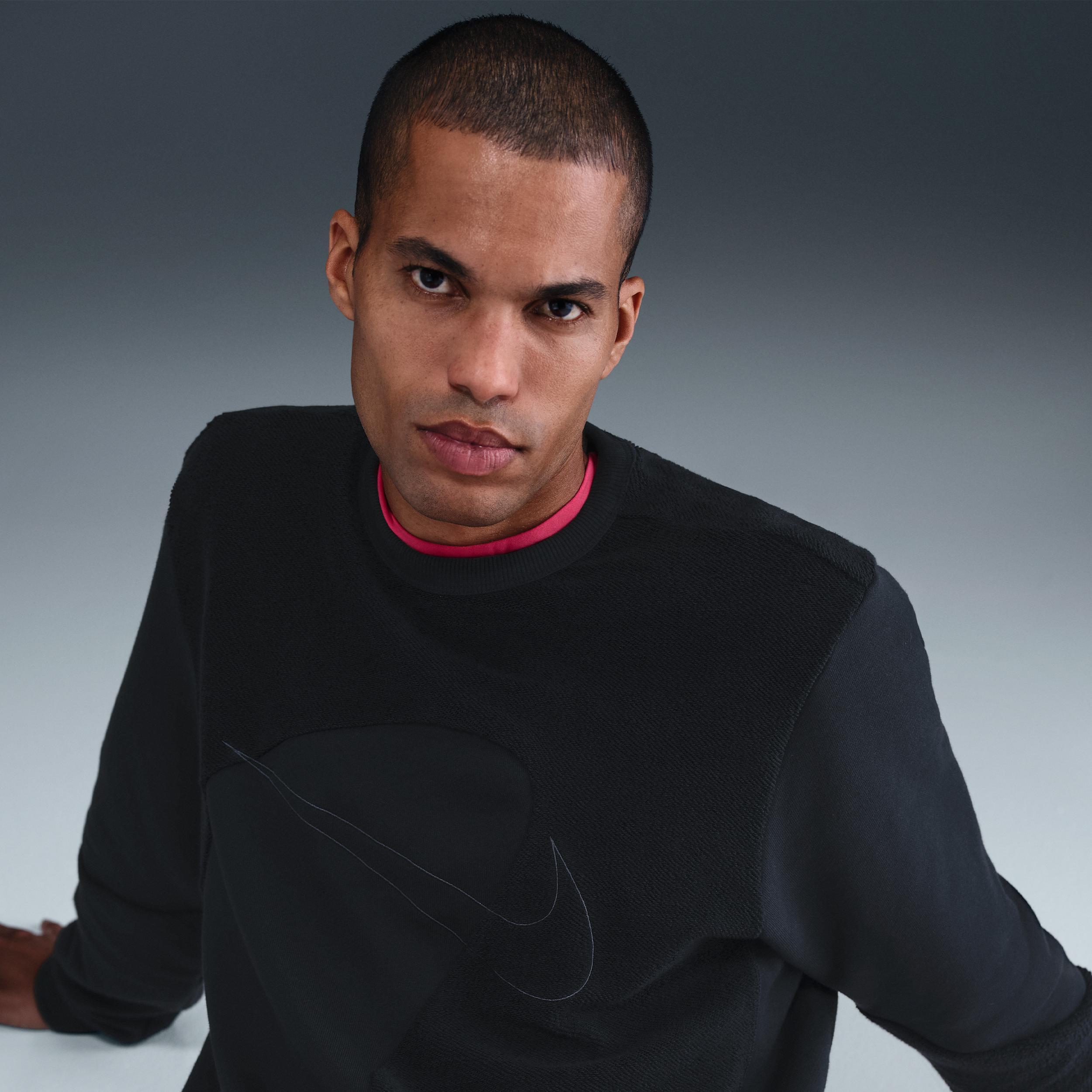 Giannis Standard Issue Men's Basketball Crew Product Image
