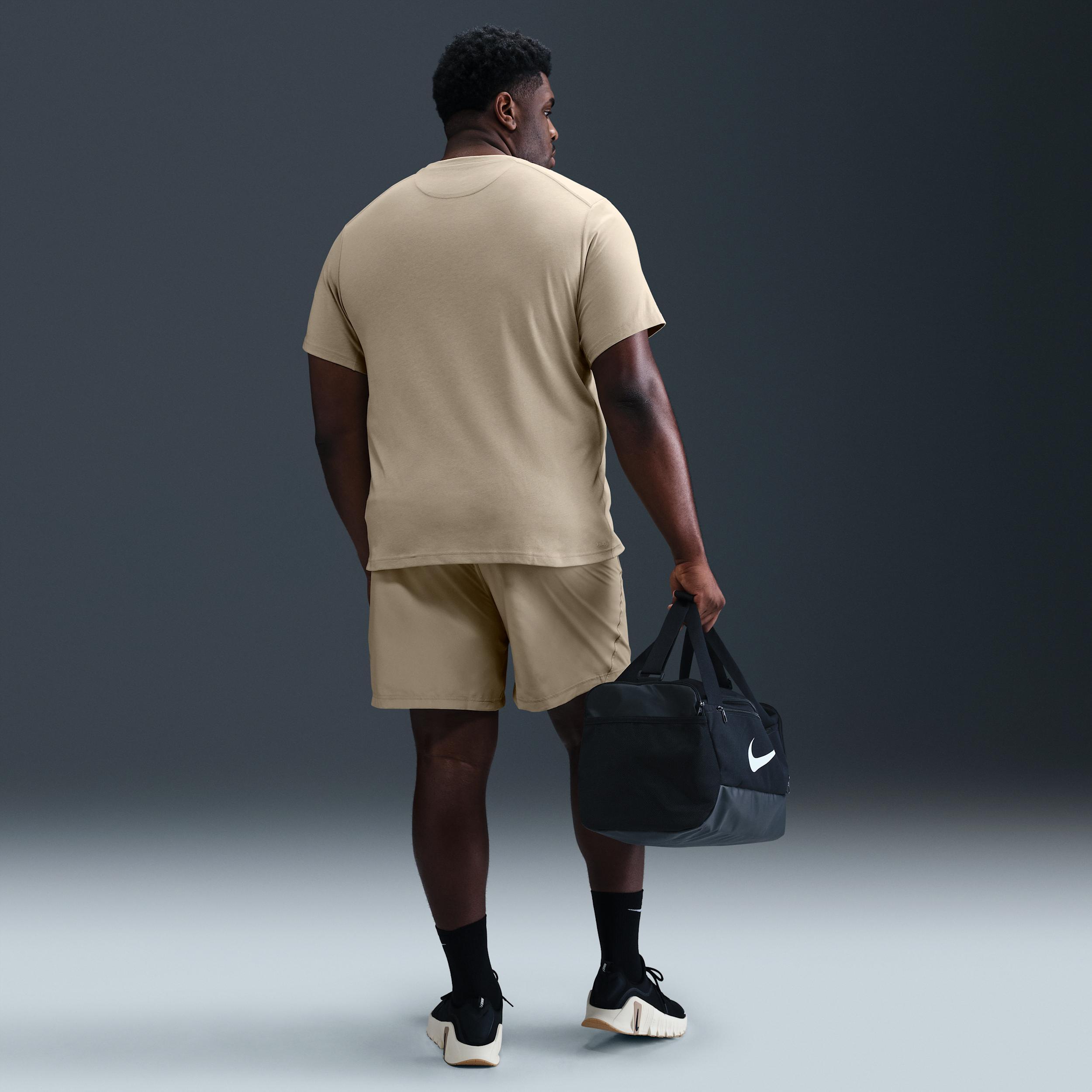 Nike Men's Form Dri-FIT 7" Unlined Versatile Shorts Product Image