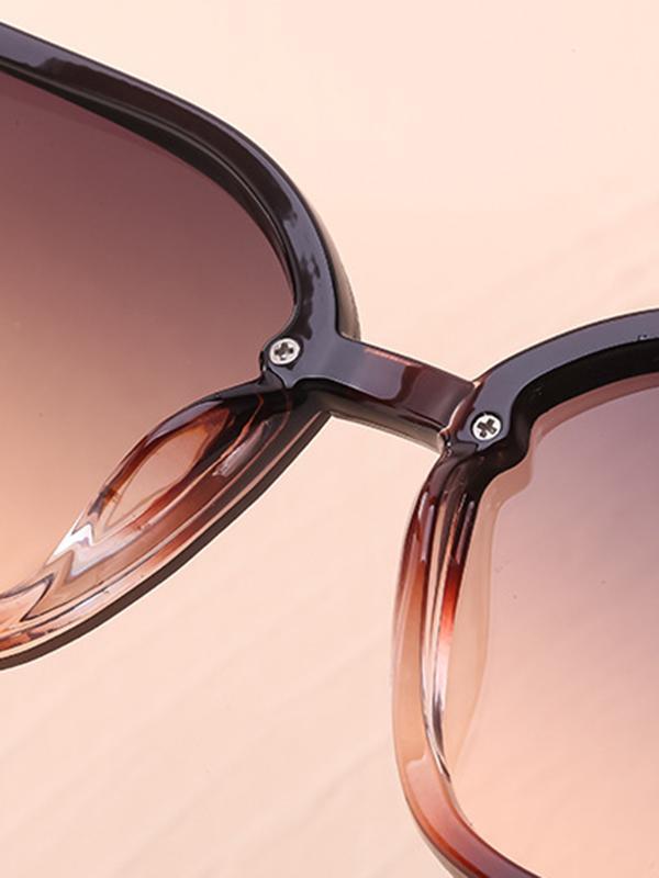 Sun-Protection Geometric Sunglasses Accessories Product Image