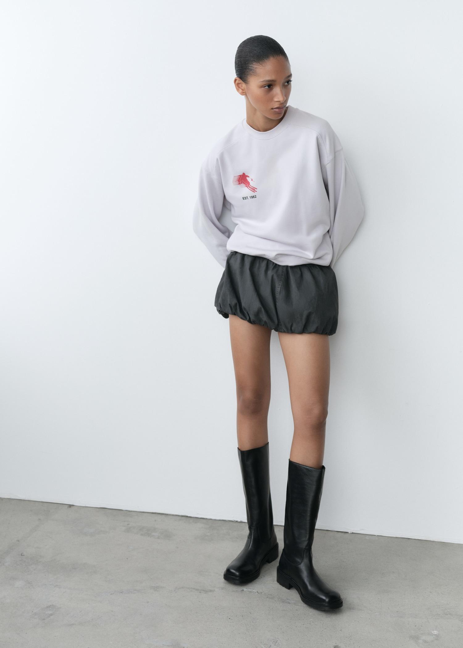 Cotton sweatshirt with printed message - Women | MANGO USA Product Image