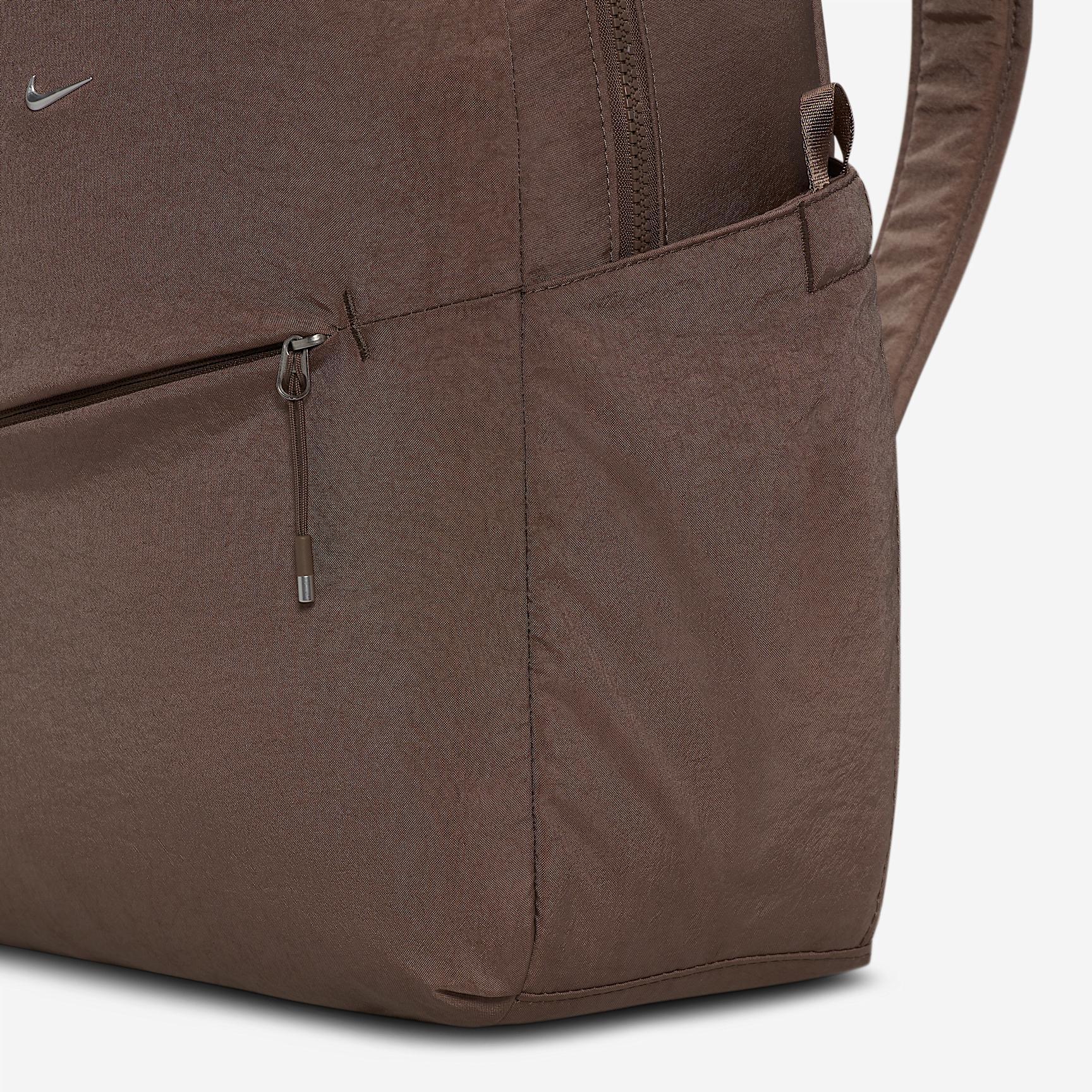 Nike Unisex Aura Backpack (24L) Product Image