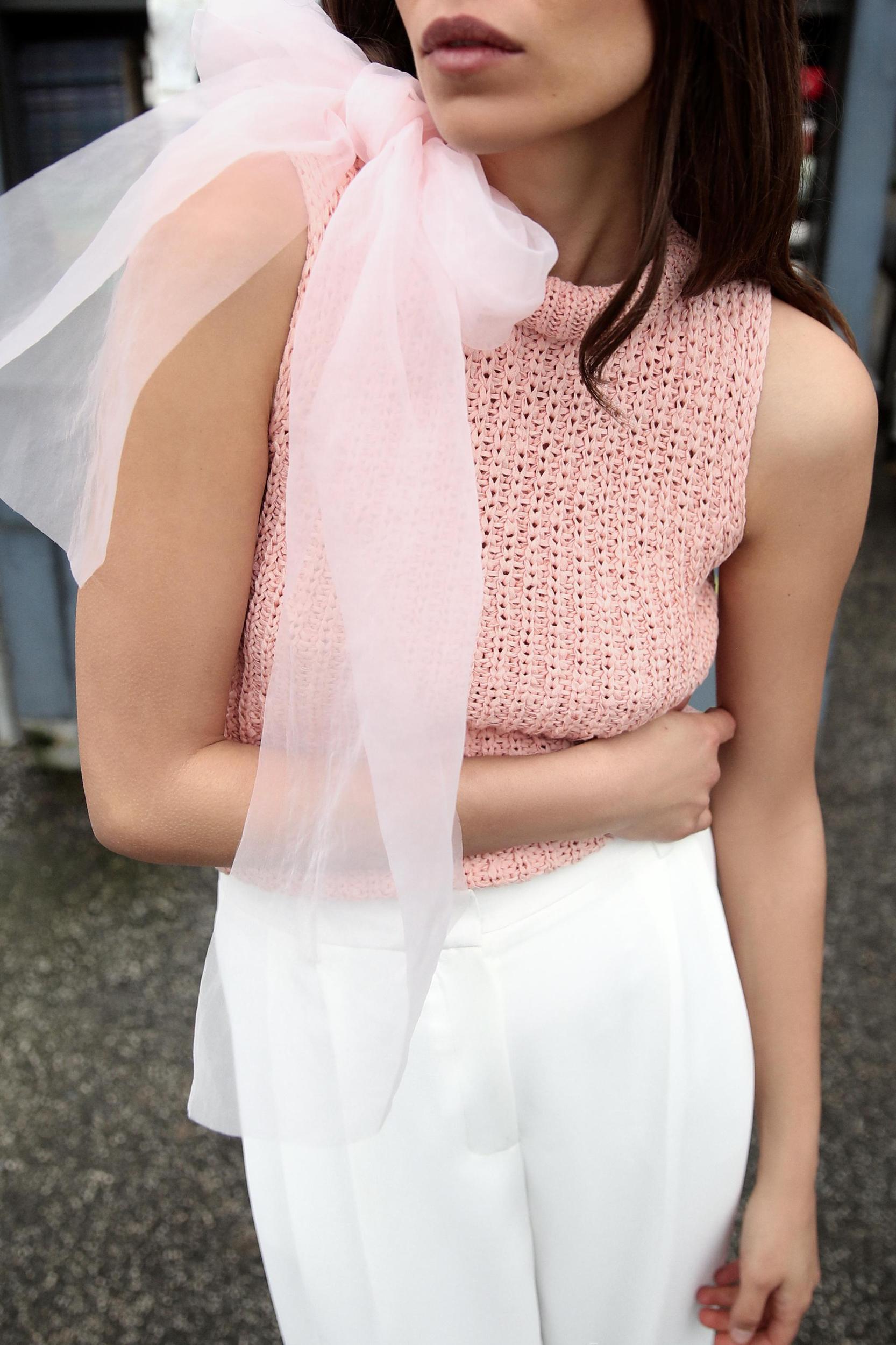 ORGANZA BOW KNIT TOP Product Image