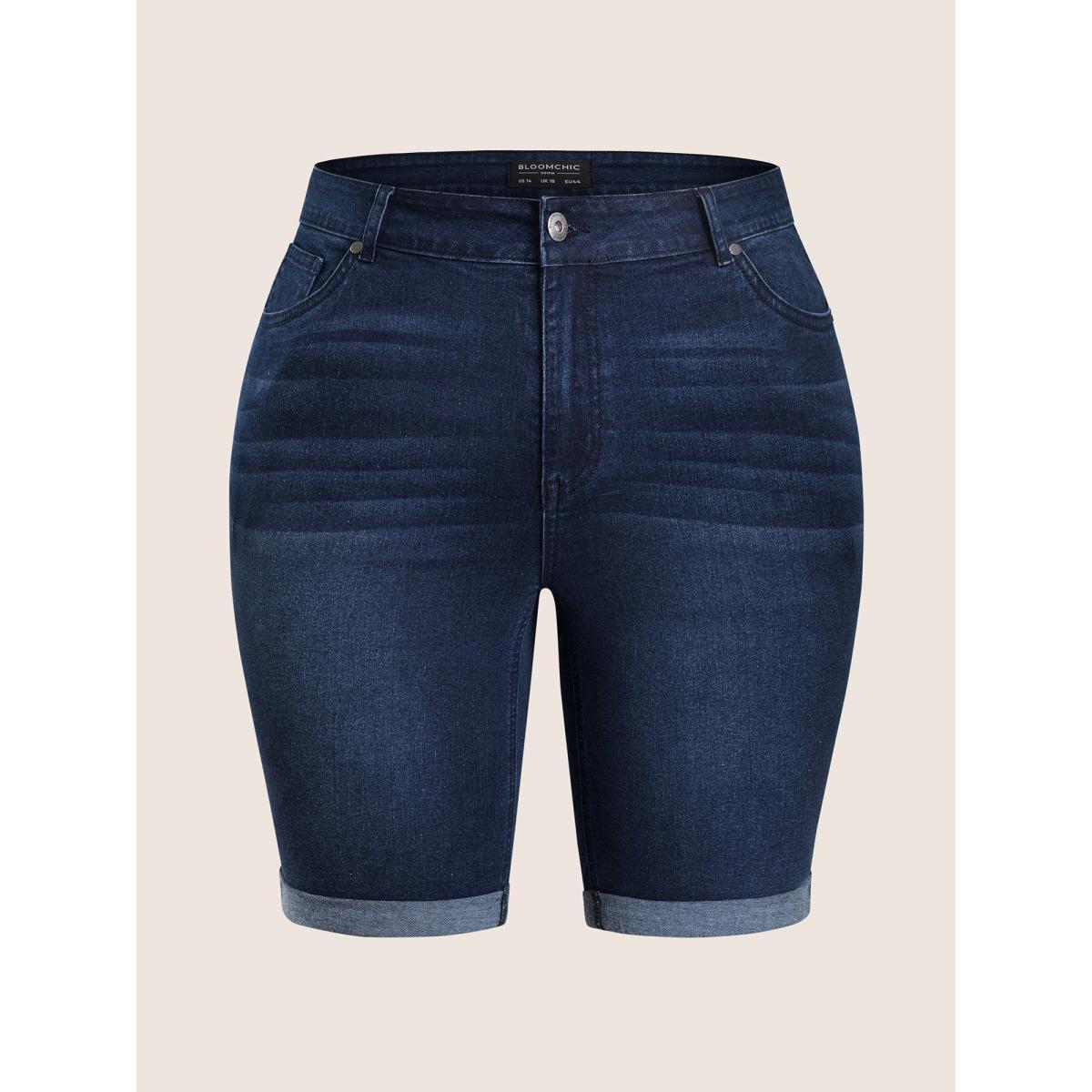 Plus Size Dark Wash Zipper Fly Roll Hem Denim Shorts Women Indigo Non High stretch Everyday Slanted pocket Casual Denim Shorts BloomChic 18/2X Product Image