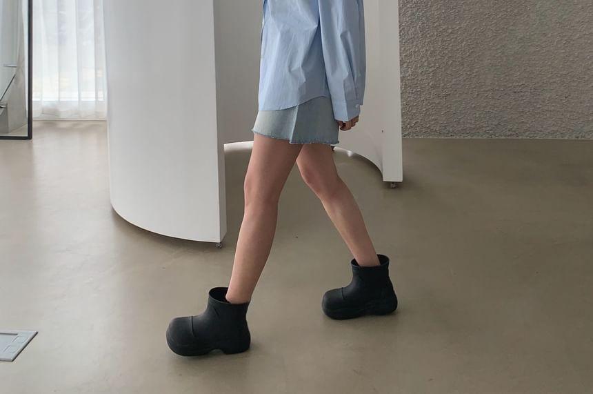 Long-Sleeve Plain Loose-Fit Shirt Product Image