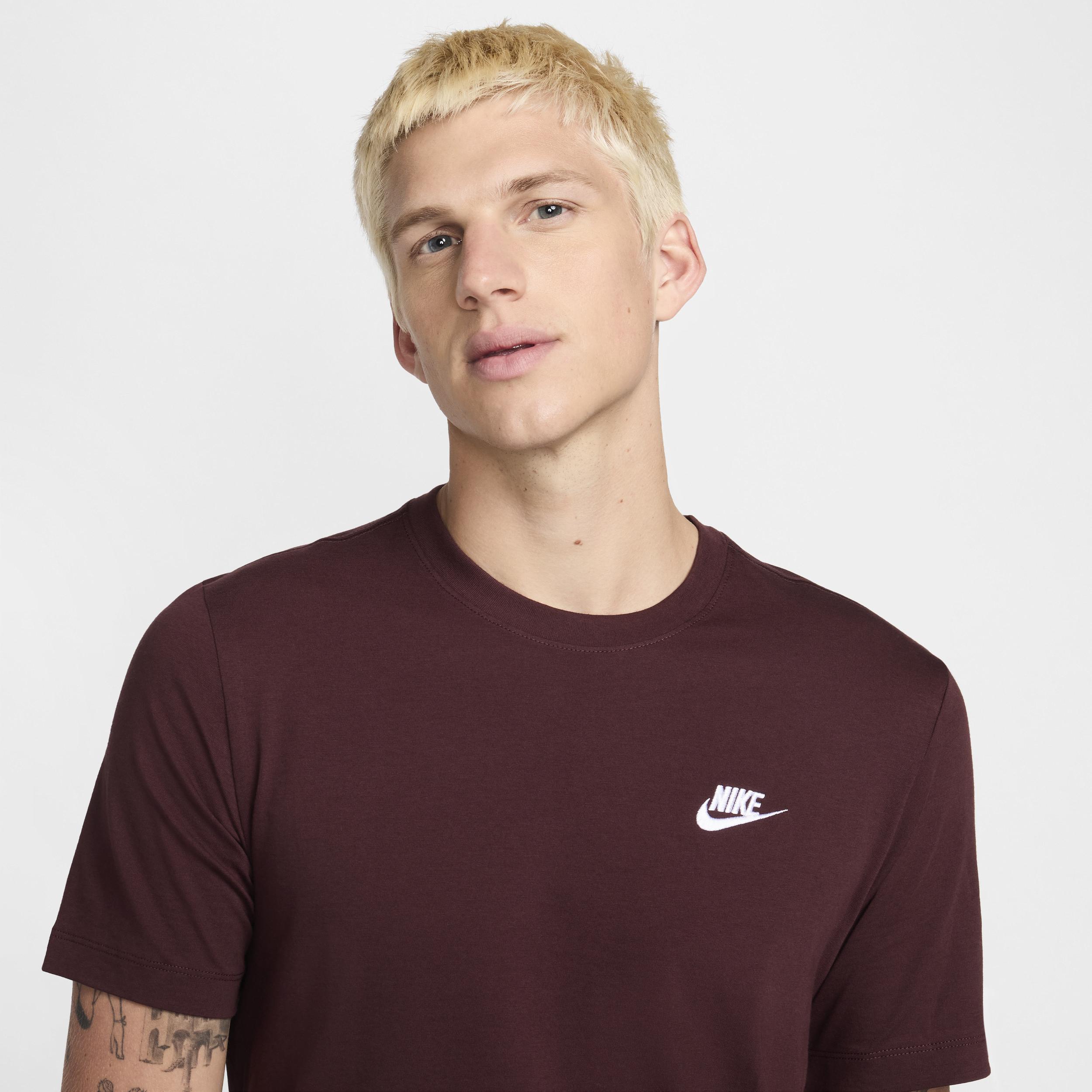 Men's Nike Sportswear Club Tee, Size: Large, Red Crush Product Image
