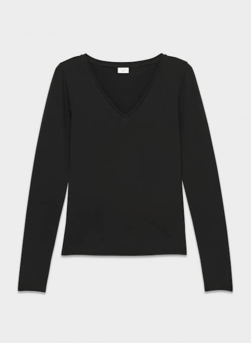 destination v-neck longsleeve Product Image
