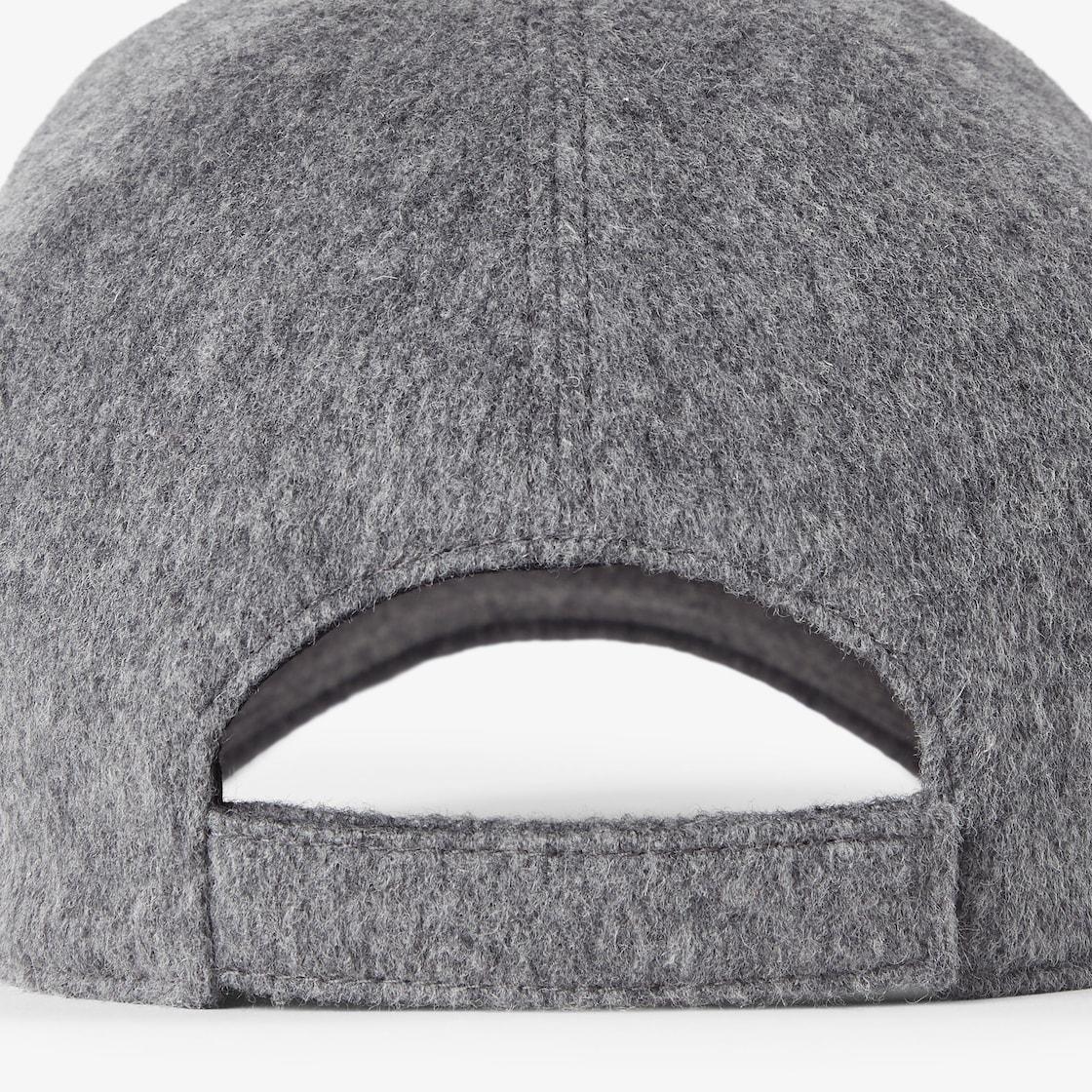 Hat gray wool and cashmere baseball cap Product Image