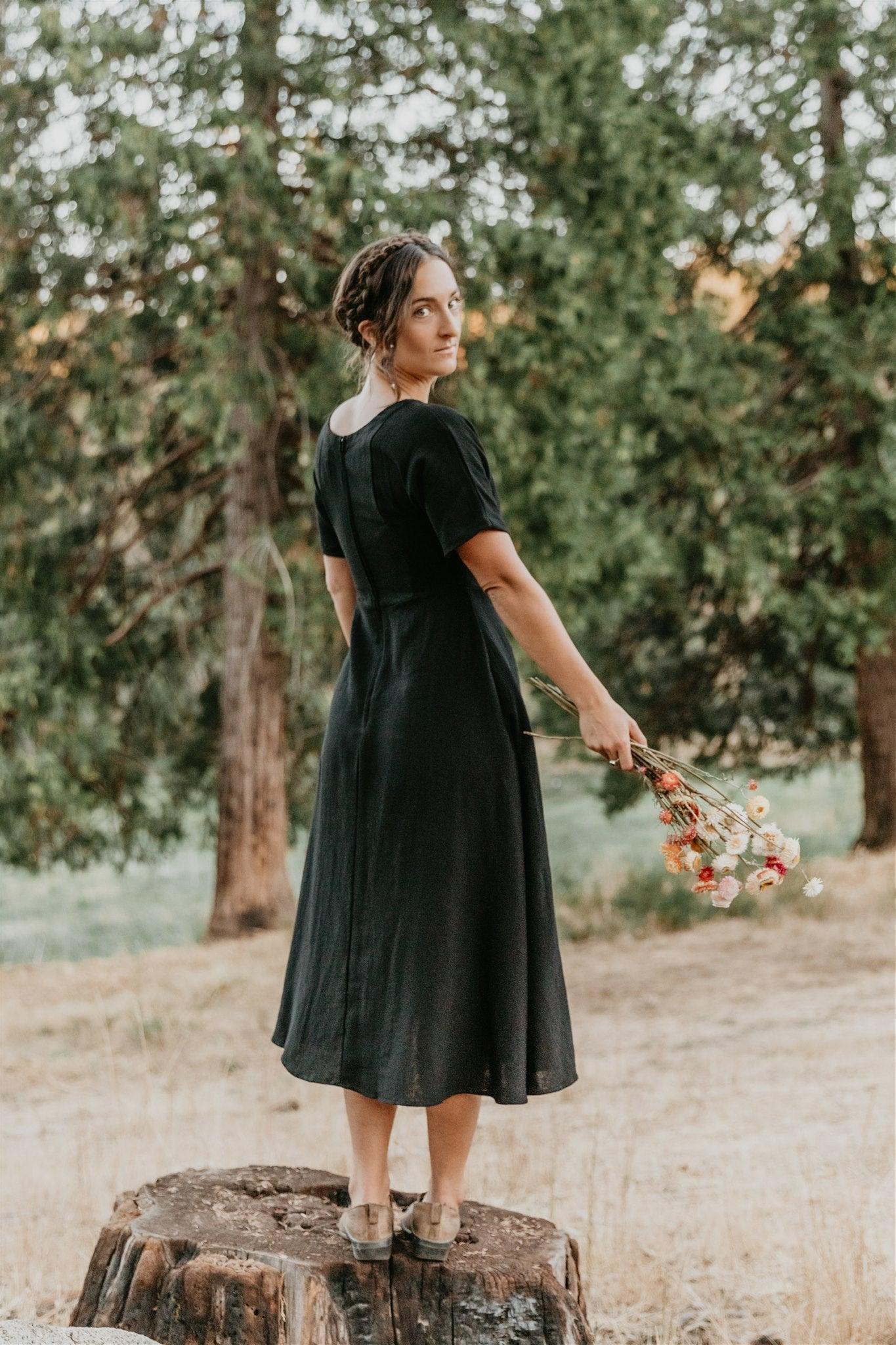 Bella Dress in Black Product Image
