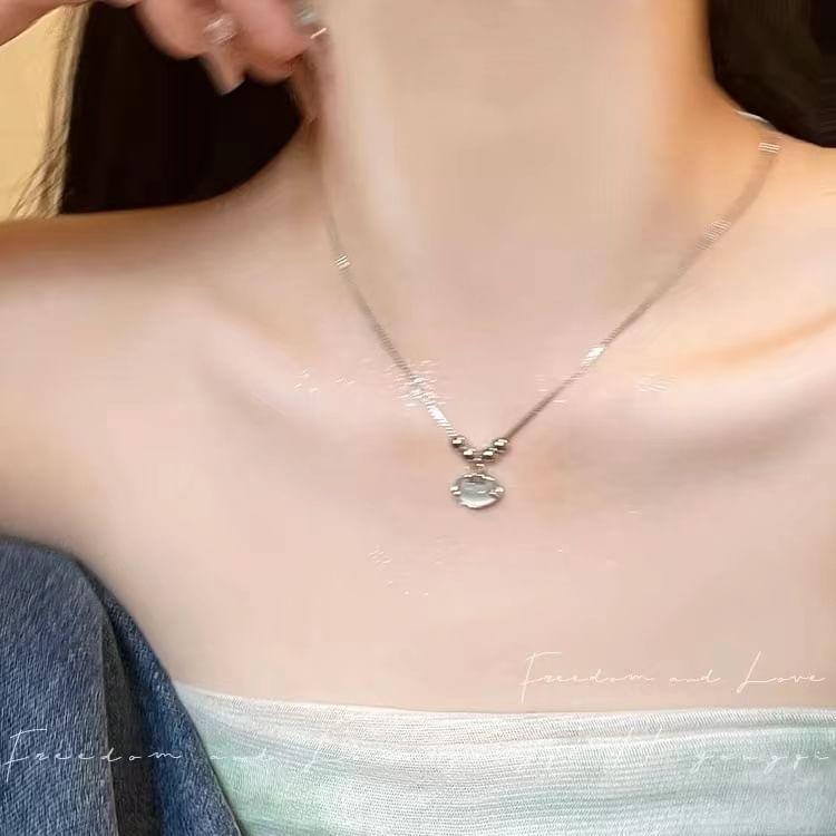 Gemstone Pendant Necklace Product Image
