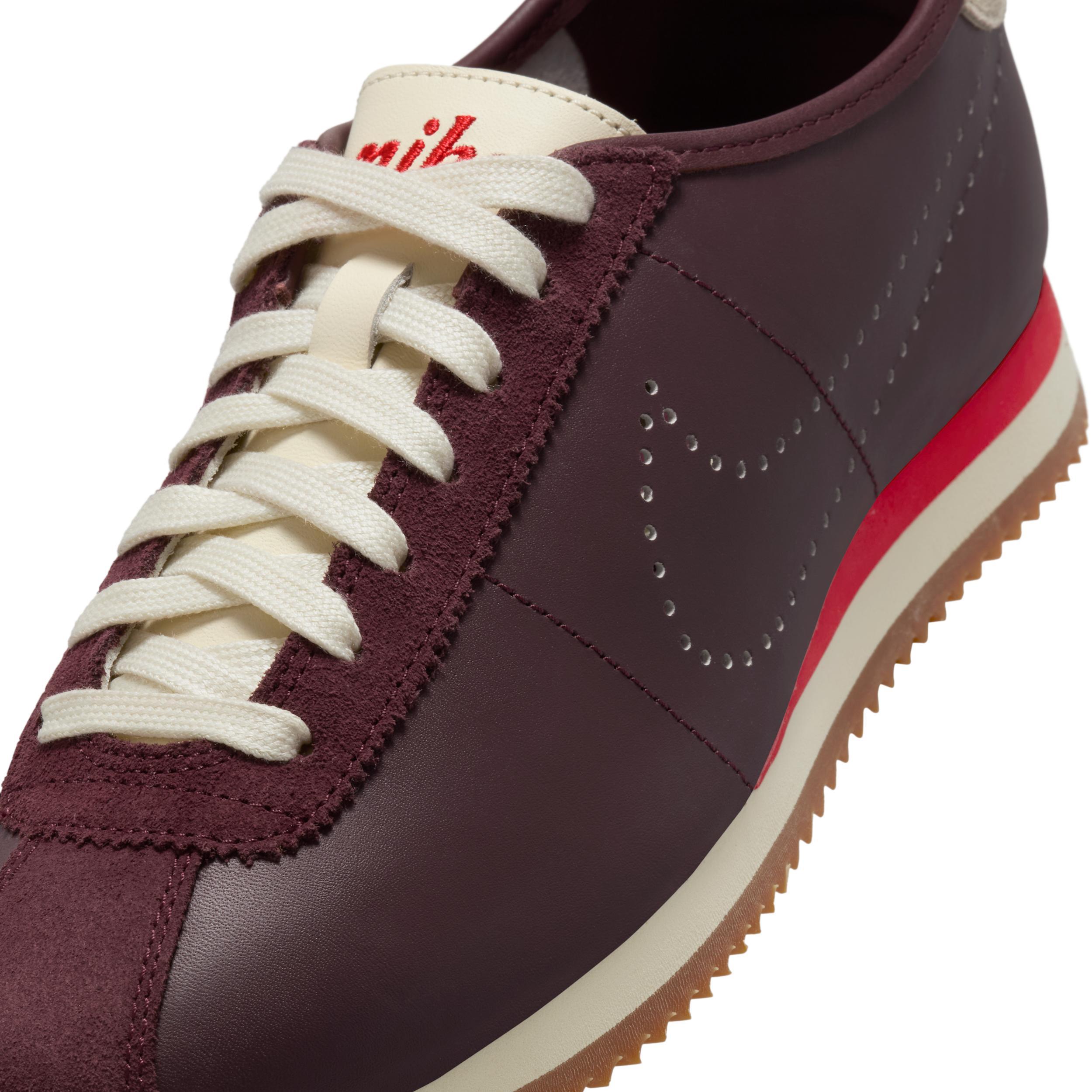 Nike Women's Cortez Leather Shoes Product Image