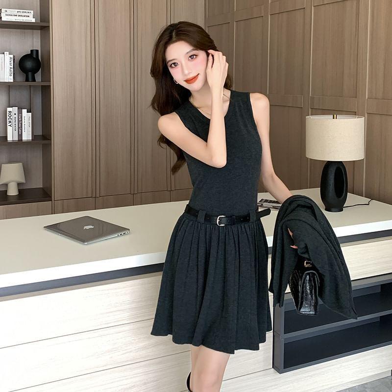 Set: Sleeveless Crew Neck Plain Pleated Mini A-Line Dress + Cardigan Product Image
