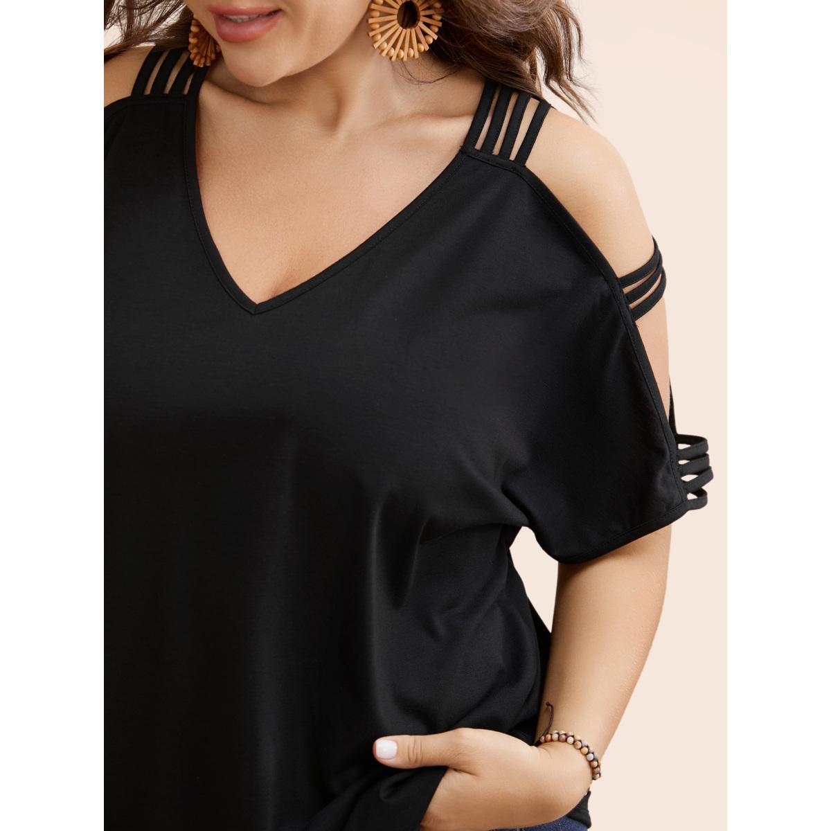 Plus Size Solid Cut Out Batwing Sleeve T-shirt Black Women Resort Cut-Out Plain V-neck Vacation T-shirts BloomChic 26/4X Product Image