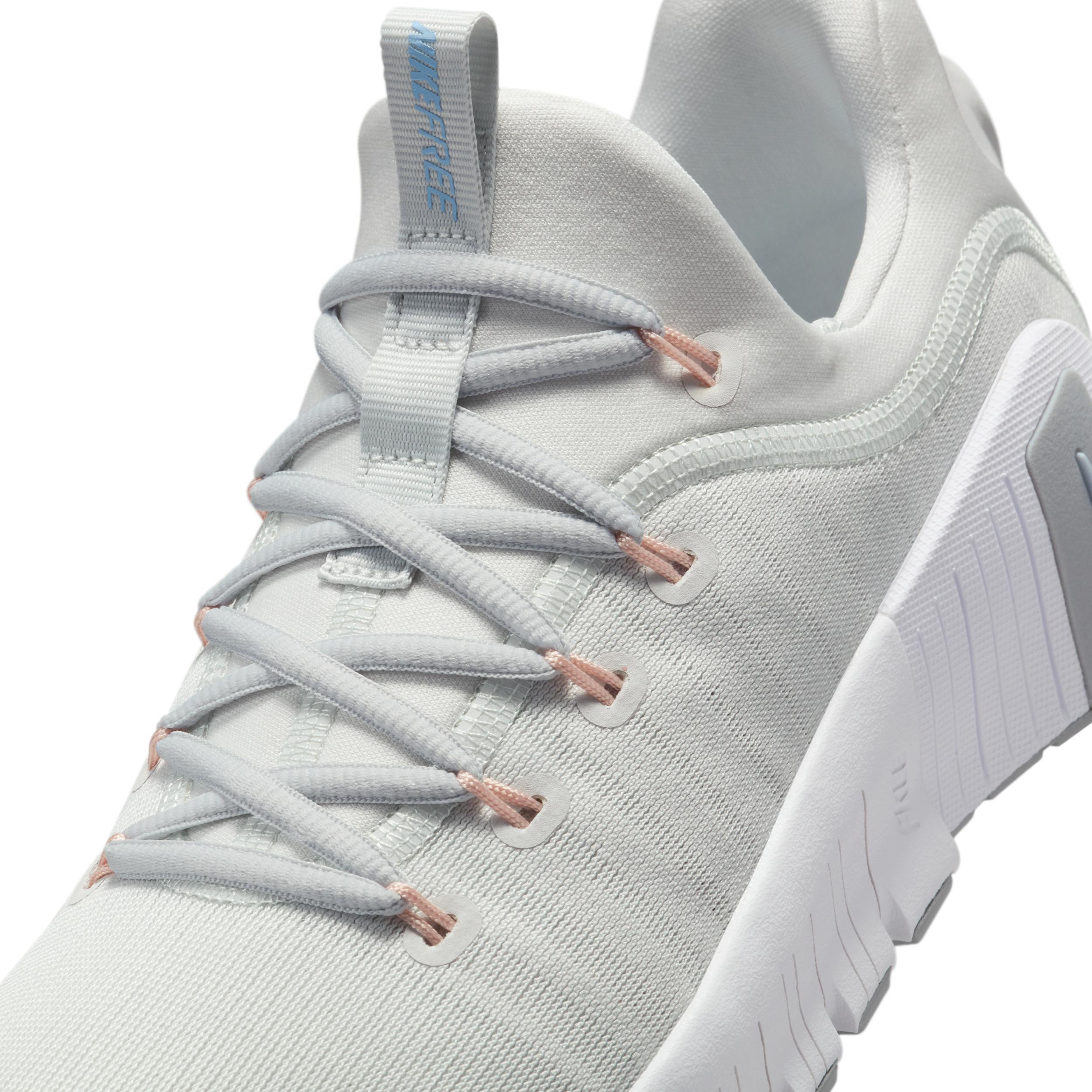 Nike Women's Free Metcon 6 Workout Shoes Product Image