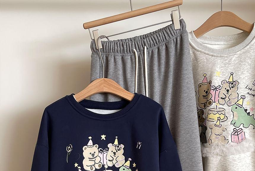 Crewneck Print Pullover Product Image
