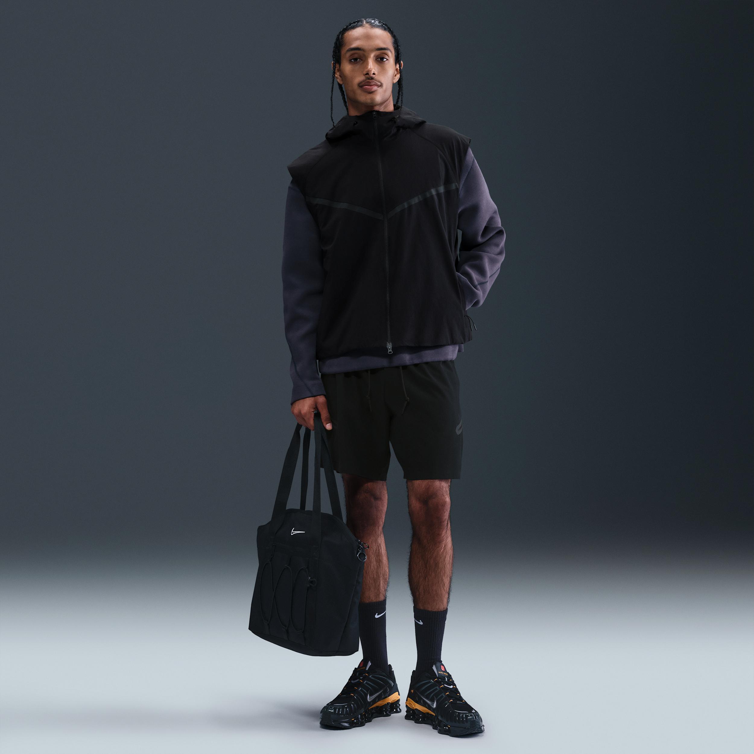 Nike Men's Tech Dri-FIT Woven Windrunner Vest Product Image