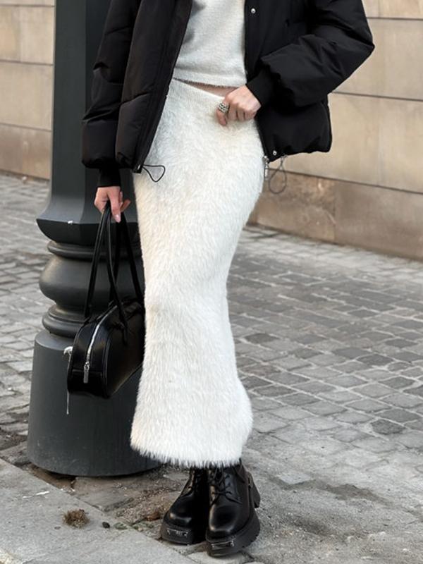 Knitted Wool Maxi Skirt Product Image