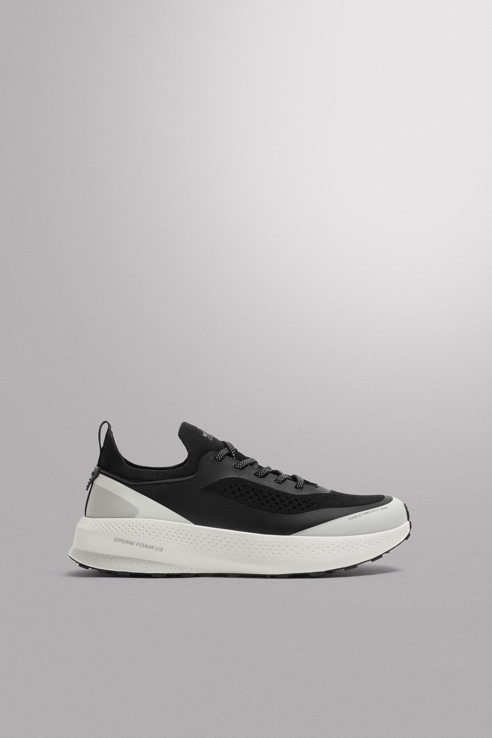 ATHLETIC SNEAKERS Product Image