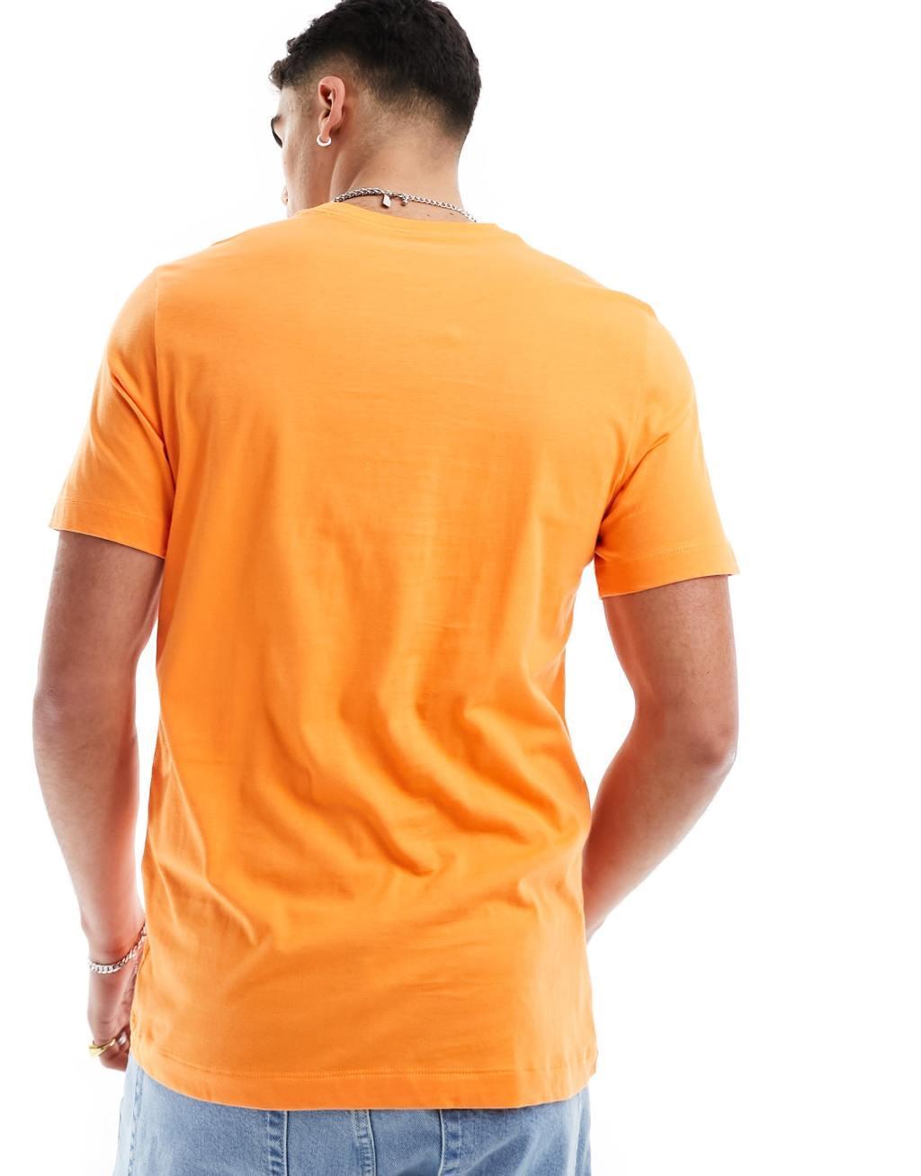 Nike Club Unisex t-shirt Product Image