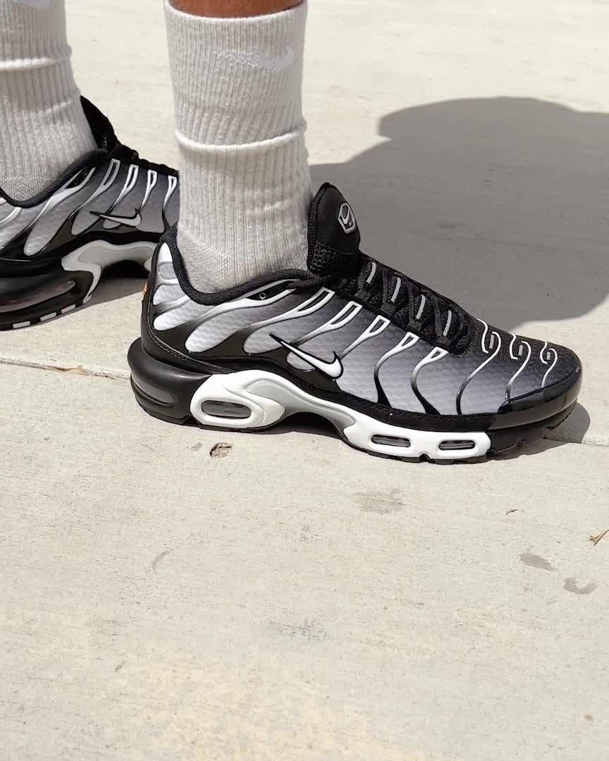 Nike Air Max Plus Men's Shoes Product Image