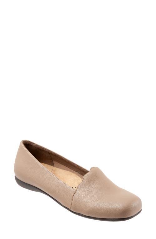 Trotters Sage Scalloped Detail Slip Product Image