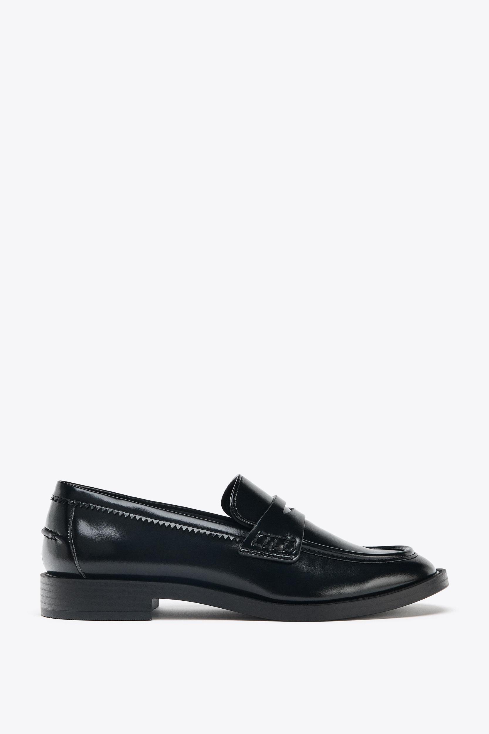 LOAFER SHOES Product Image