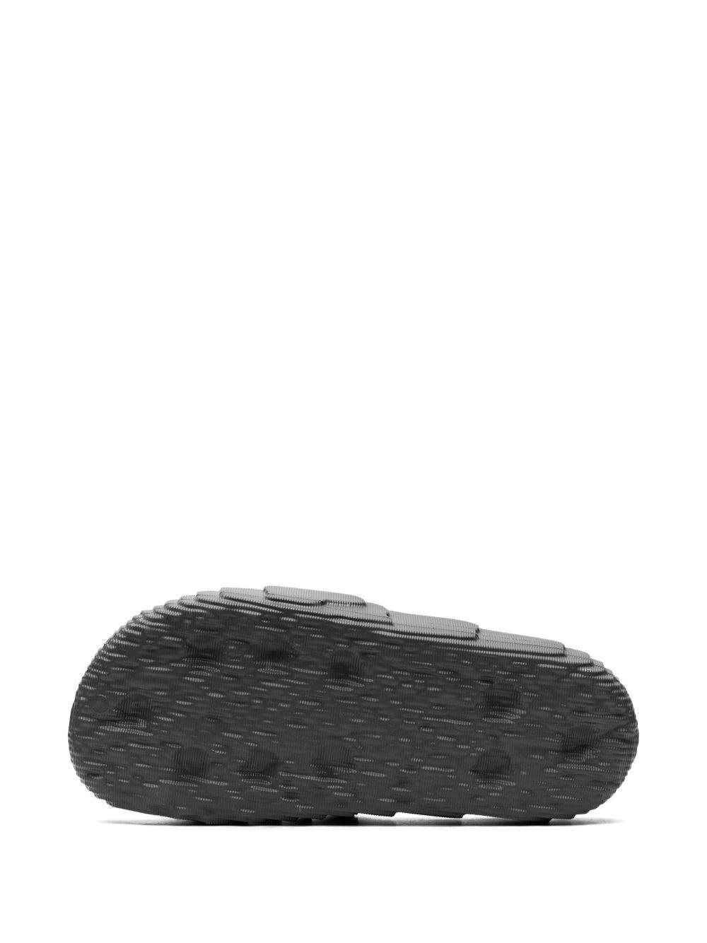 Adilette 22 textured slides Product Image