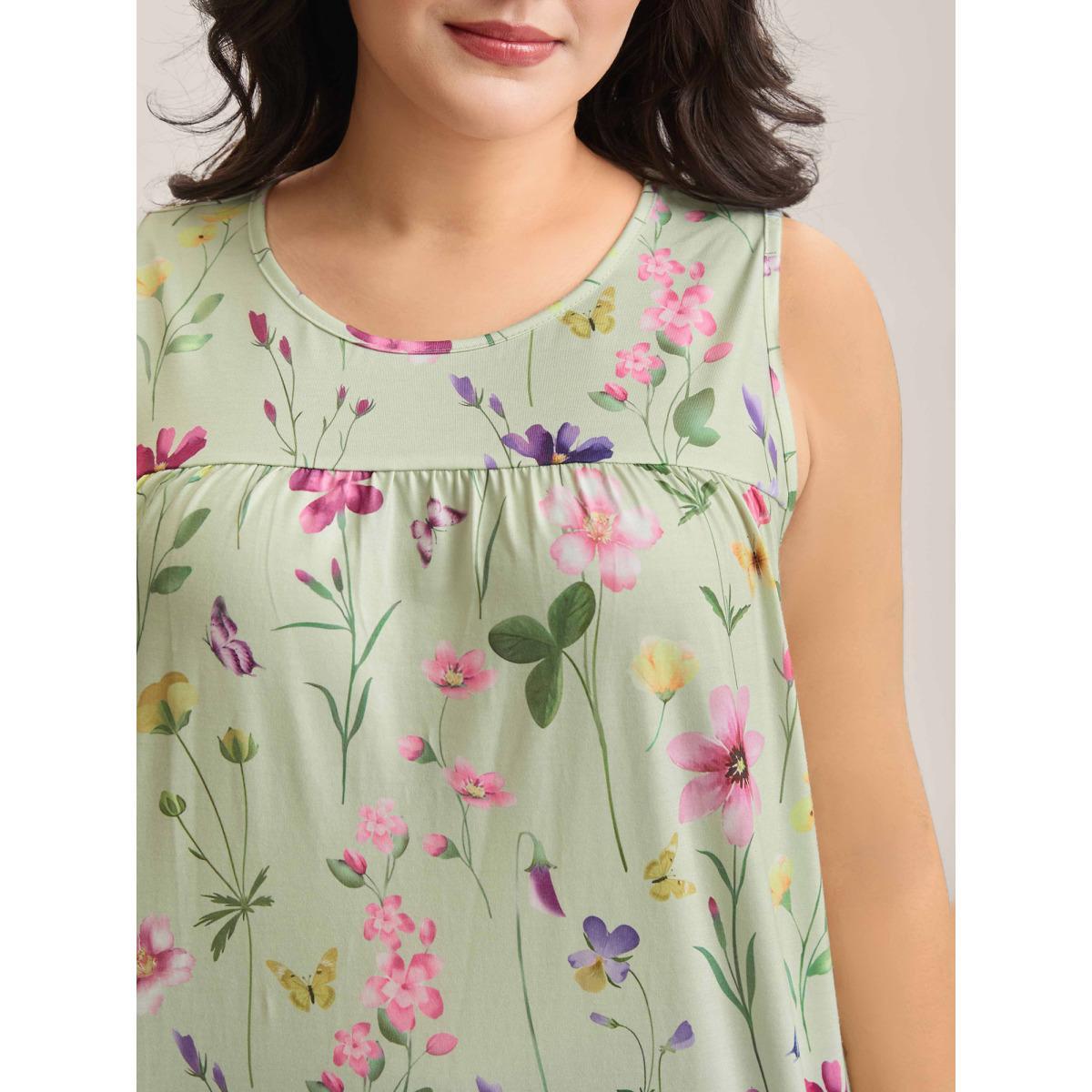 Plus Size Floral Print Flowy Pleated Tank Top Women Greenbean Gathered Round Neck Everyday-Casual Tank Tops Camis BloomChic 28/5X Product Image