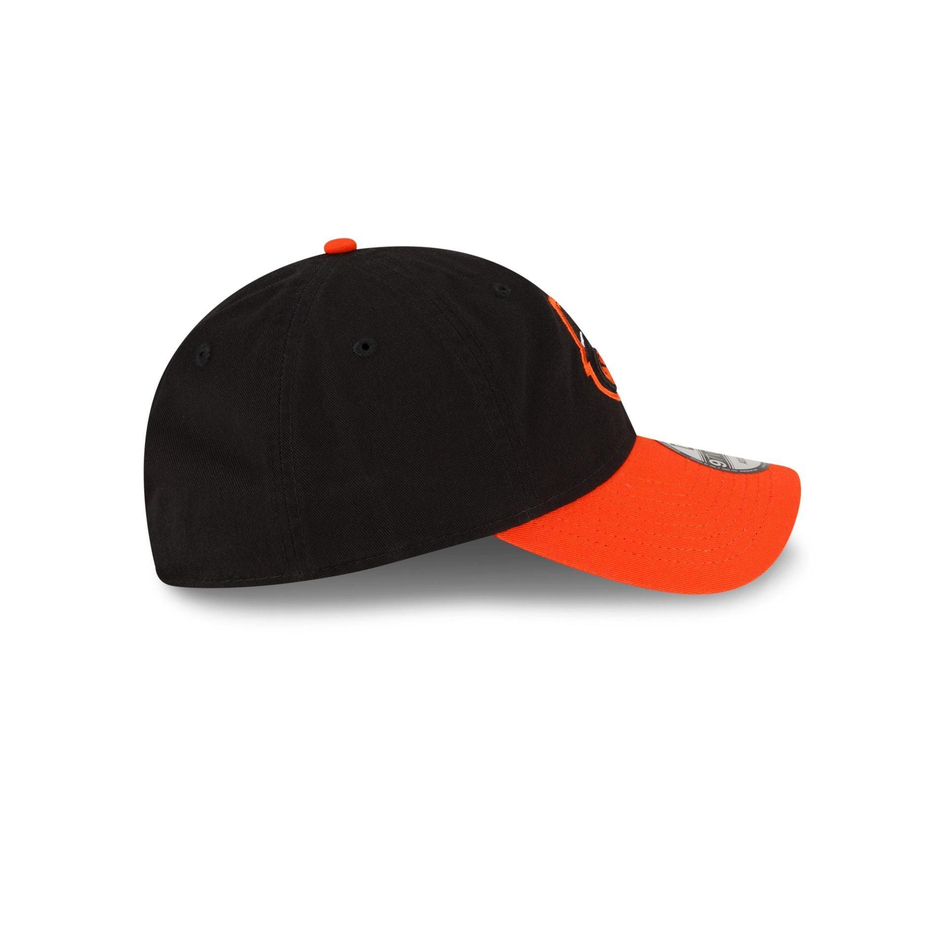 Cincinnati Reds Core Classic 9TWENTY Adjustable Hat Male Product Image