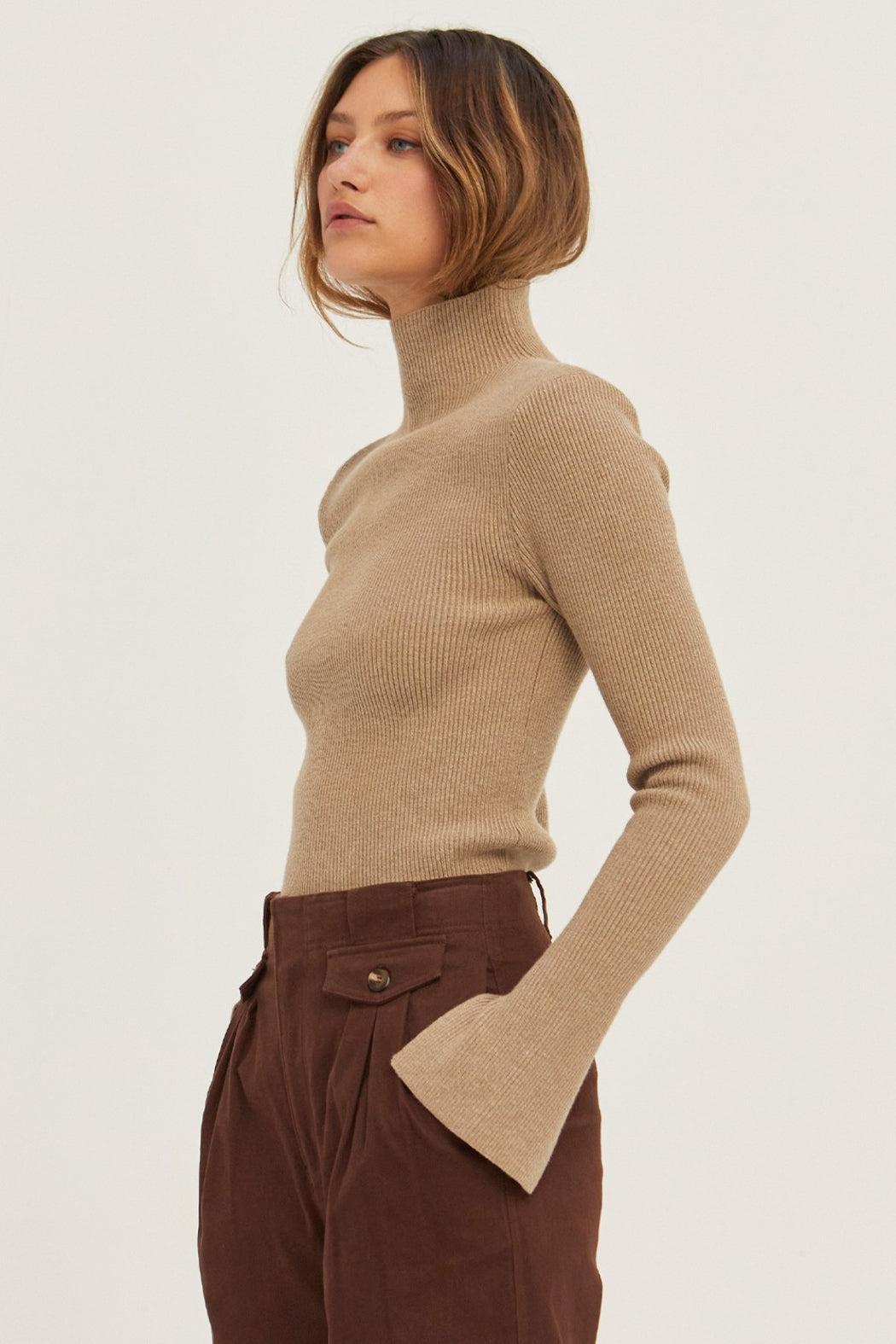 Padded Shoulder Ribbed Sweater Female Product Image