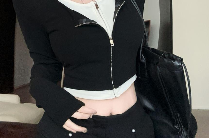 Mock Two-Piece Long-Sleeve Two Tone Zip-Up Crop Top Product Image
