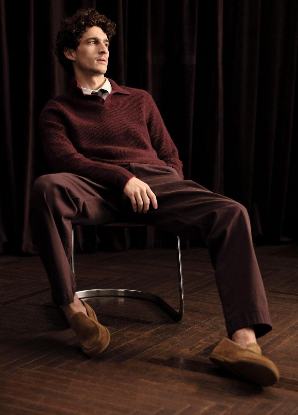 Mens Thermal Cashmere V-Neck Sweater Product Image