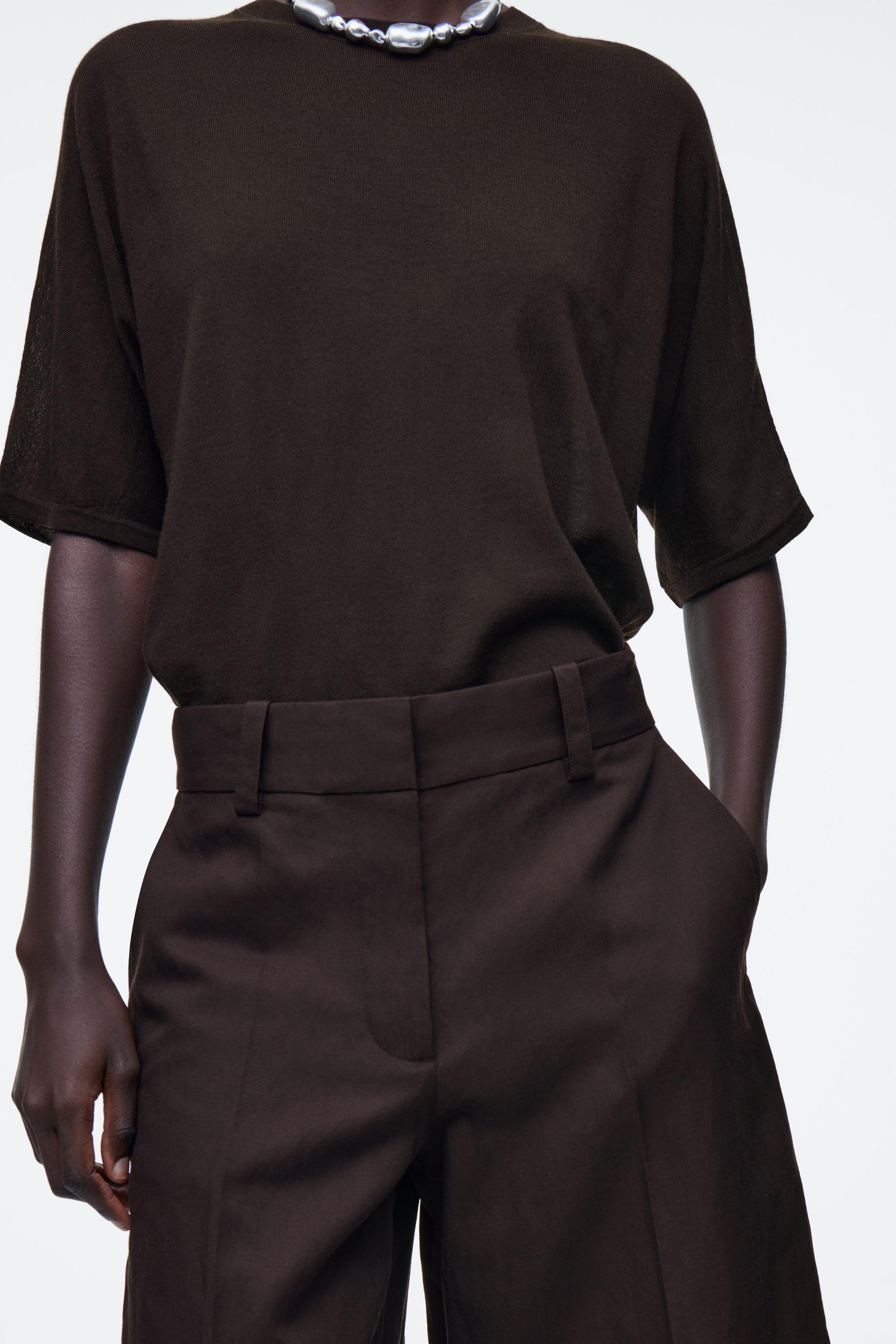 TAILORED LINEN-BLEND LONGLINE SHORTS Product Image