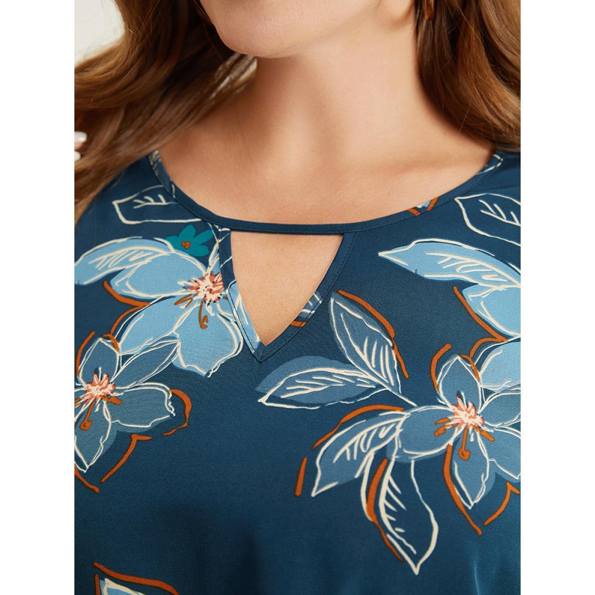 Plus Size Aegean Floral Print Keyhole Neck Split Bell Sleeve Blouse Women Elegant Elbow-length sleeve Round Neck Dailywear Blouses BloomChic 10/M Product Image