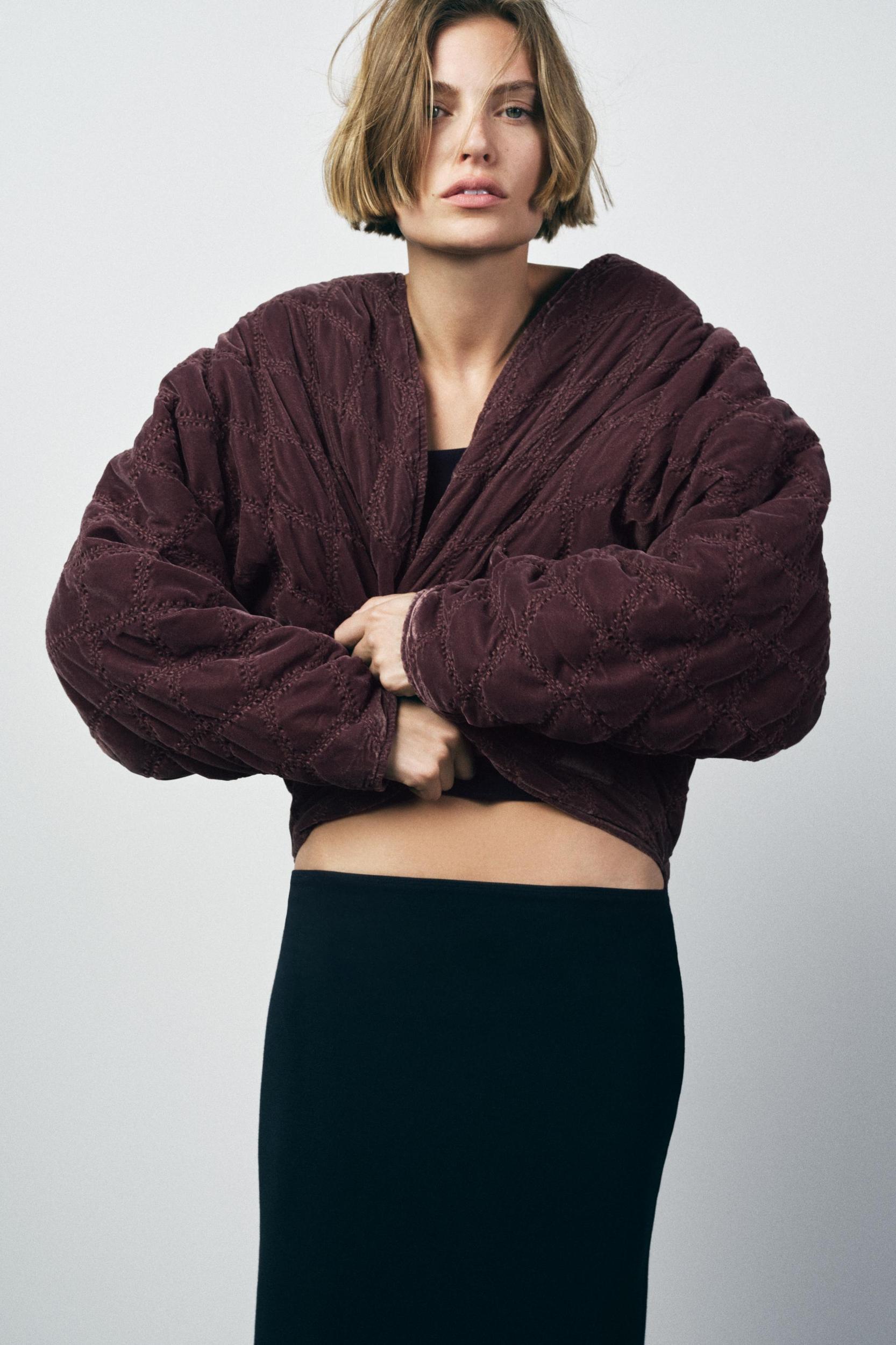 TOPSTITCHED QUILTED VELVET KIMONO Product Image
