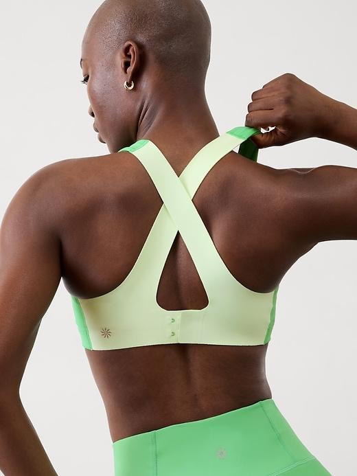 Interval Plunge Train Sports Bra A-C Product Image