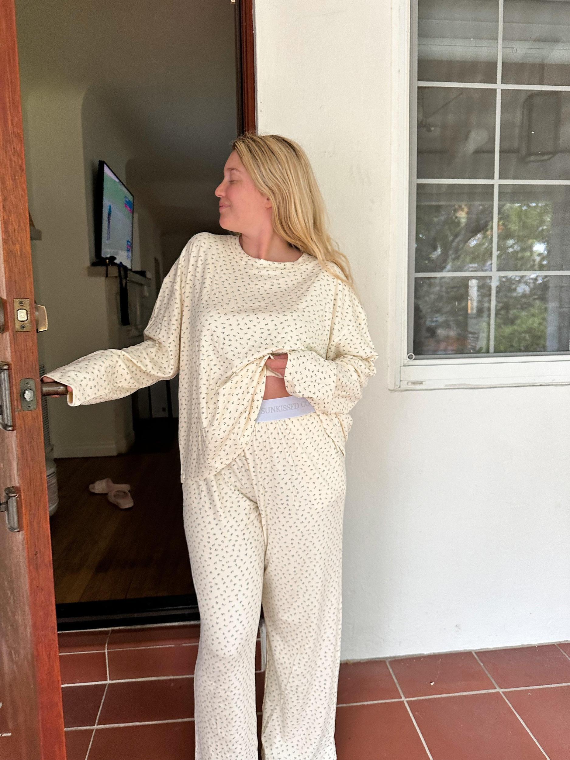 Pale Floral Long Sleeve Pajama Top Product Image