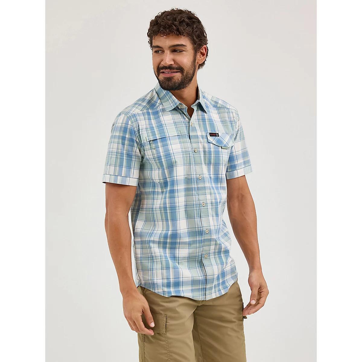 Wrangler ATG™ Men's Cedar Zip Pocket Plaid Shirt in Coral Product Image