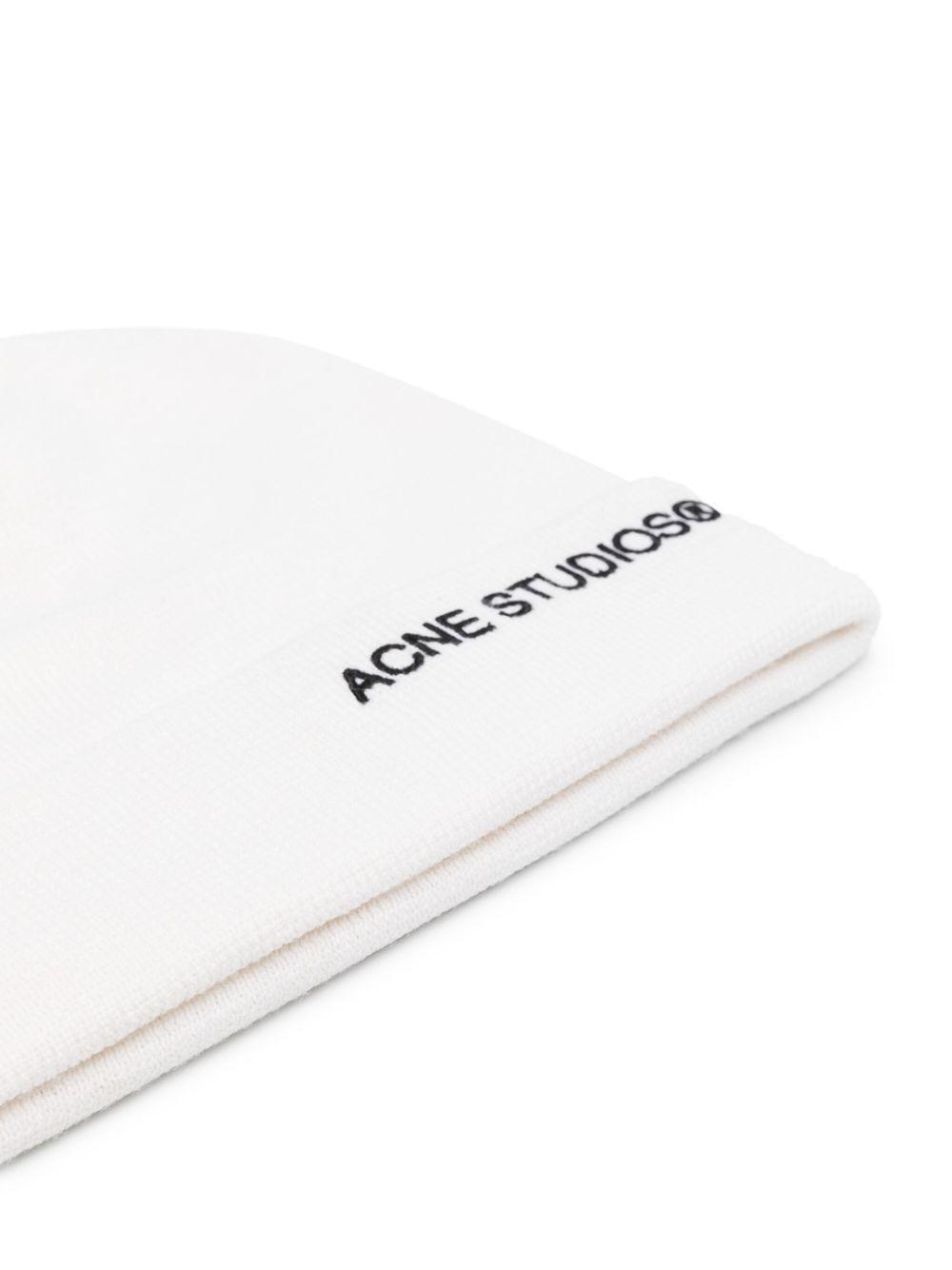 logo-embroidered ribbed-knit beanie Product Image