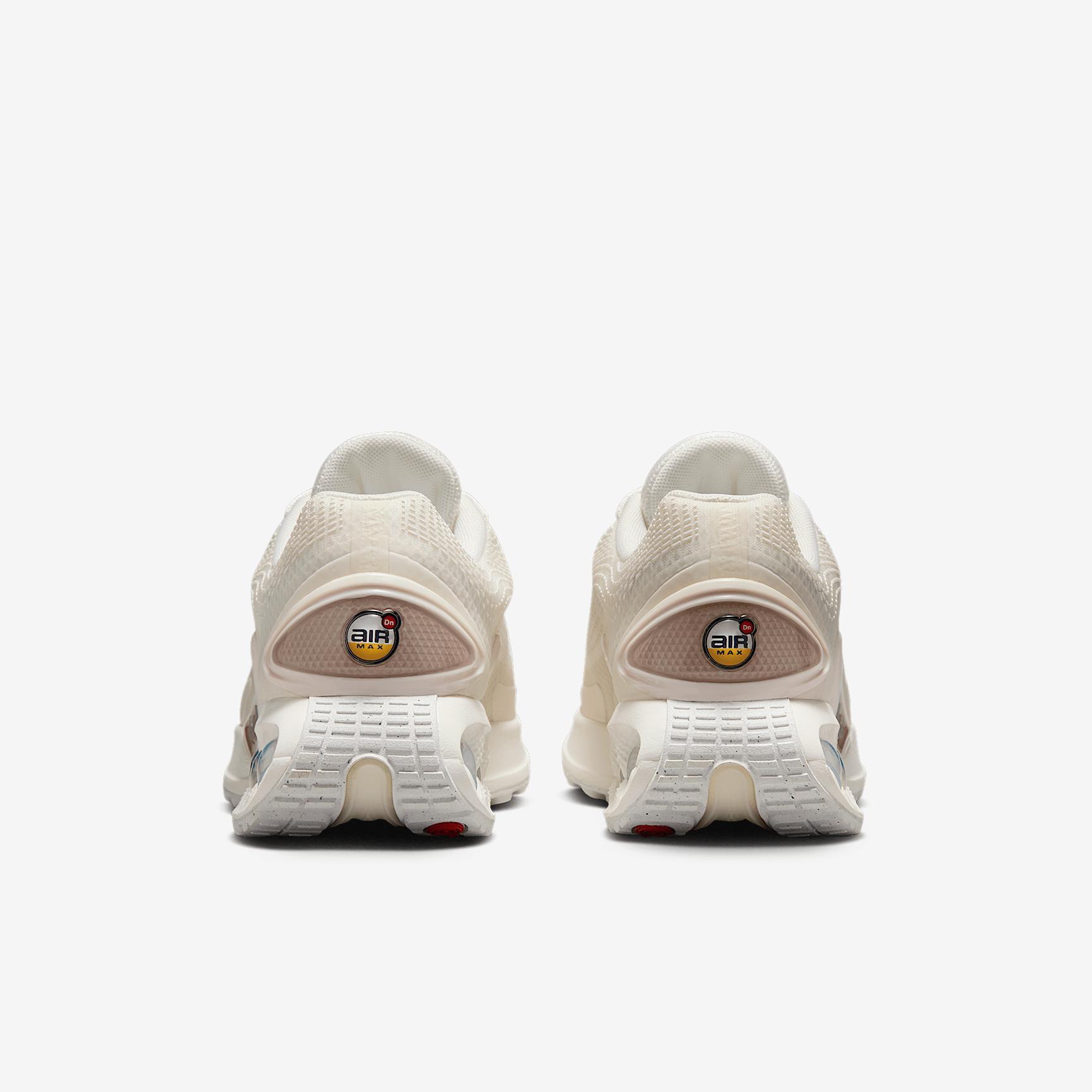Nike Women's Air Max Dn SE Shoes Product Image
