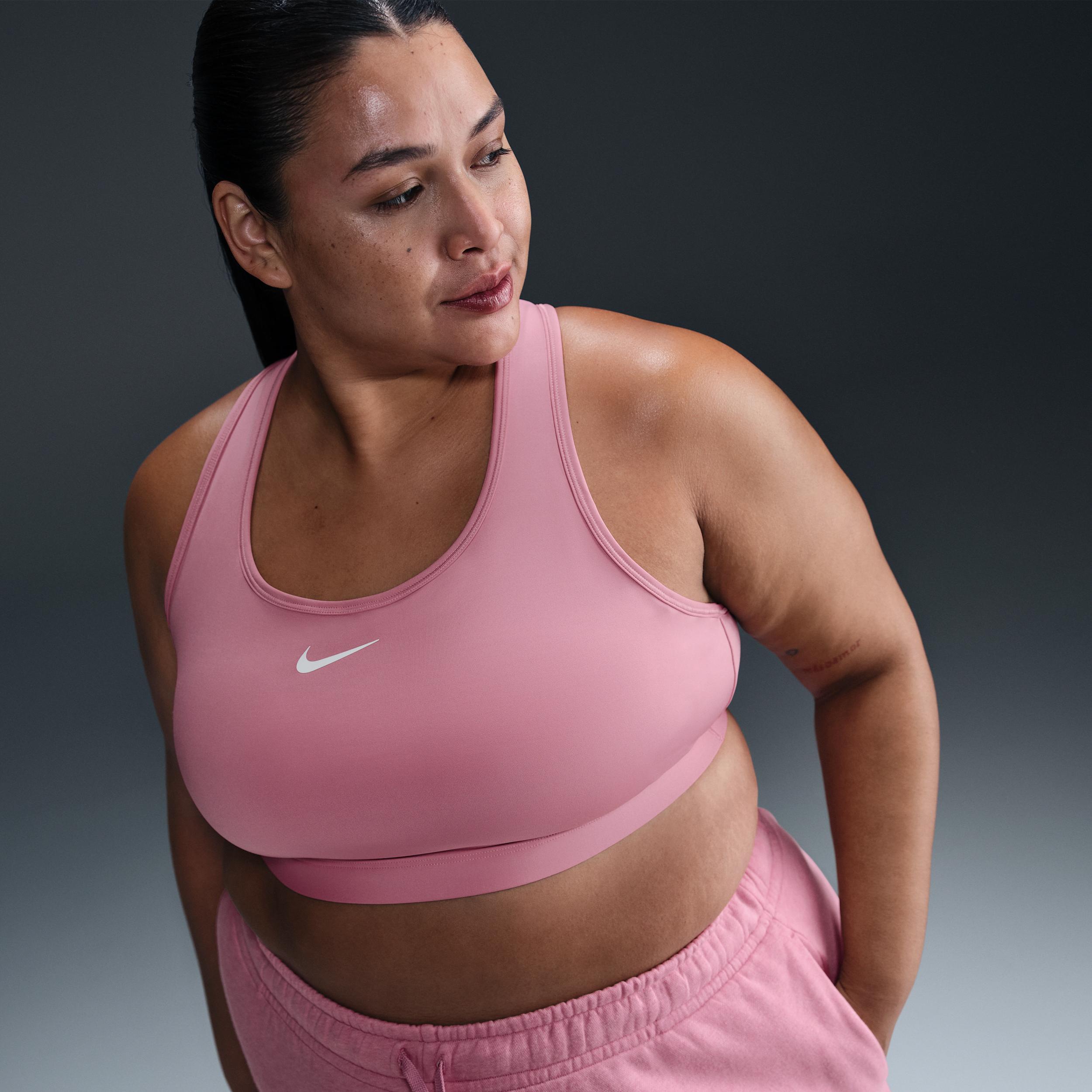 Nike Swoosh Medium Support Women's Padded Sports Bra (Plus Size) Product Image