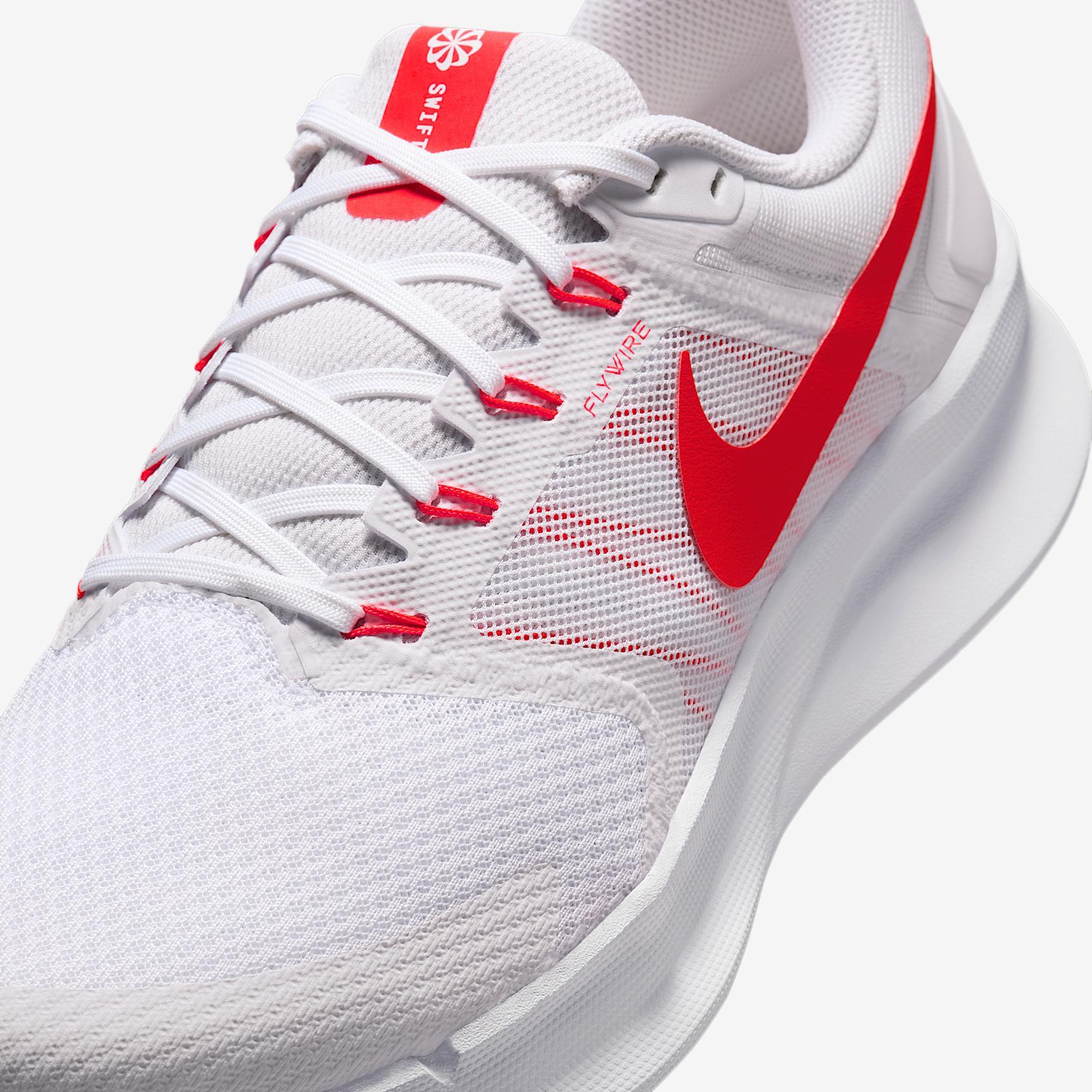 Nike Men's Run Swift 3 Road Running Shoes (Extra Wide) Product Image