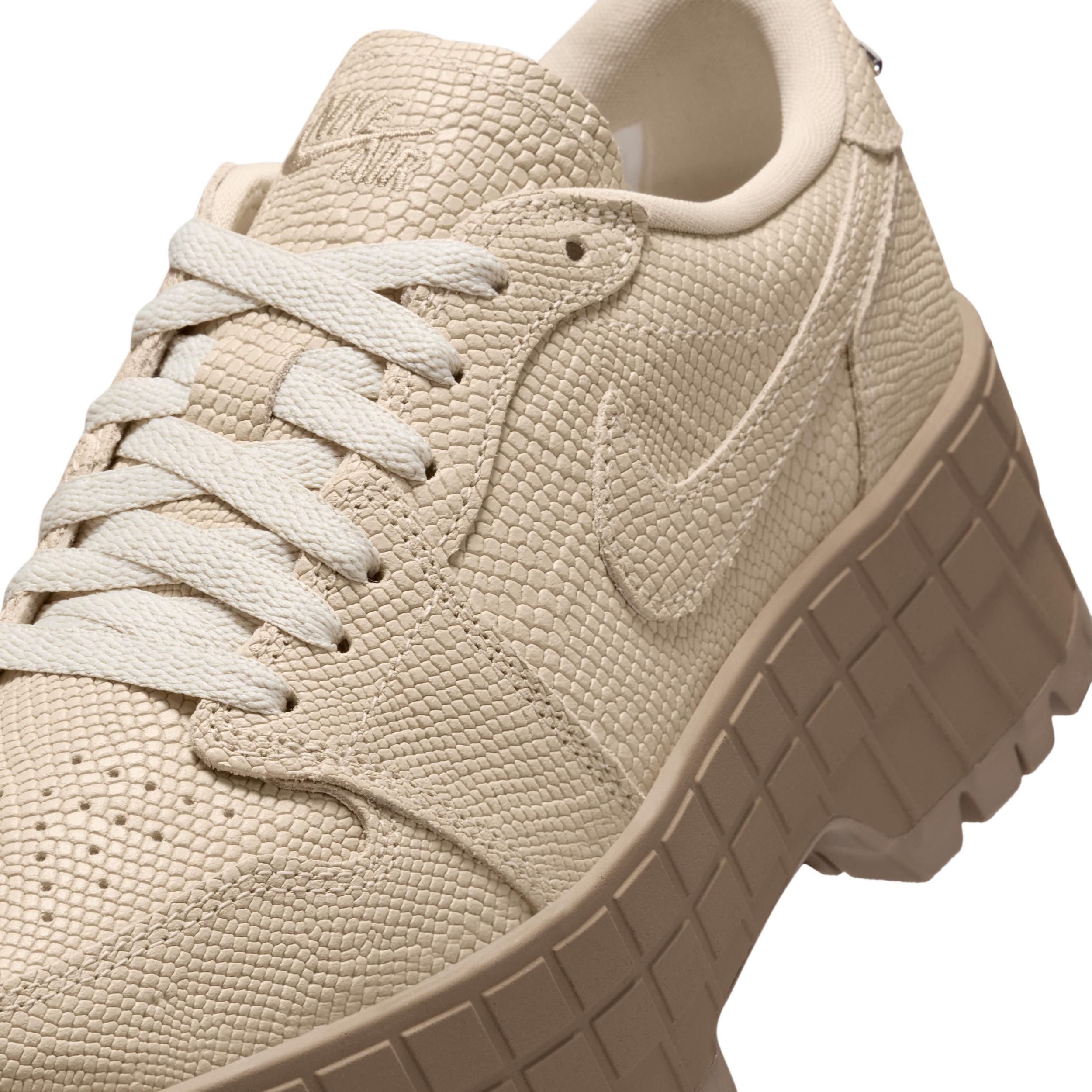 Women's Air Jordan 1 Brooklyn Low Shoes Product Image