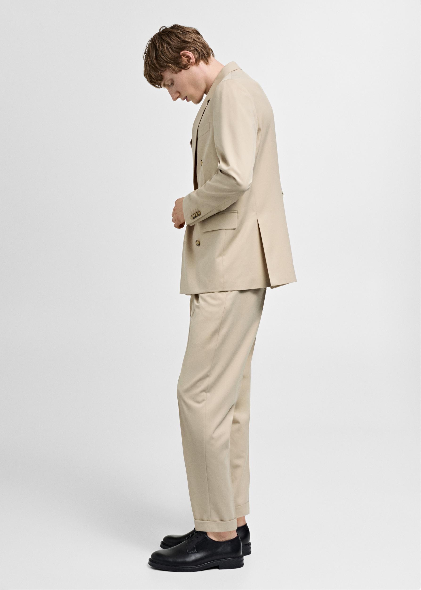 Double-breasted regular-fit suit jacket - Men | MANGO USA Product Image