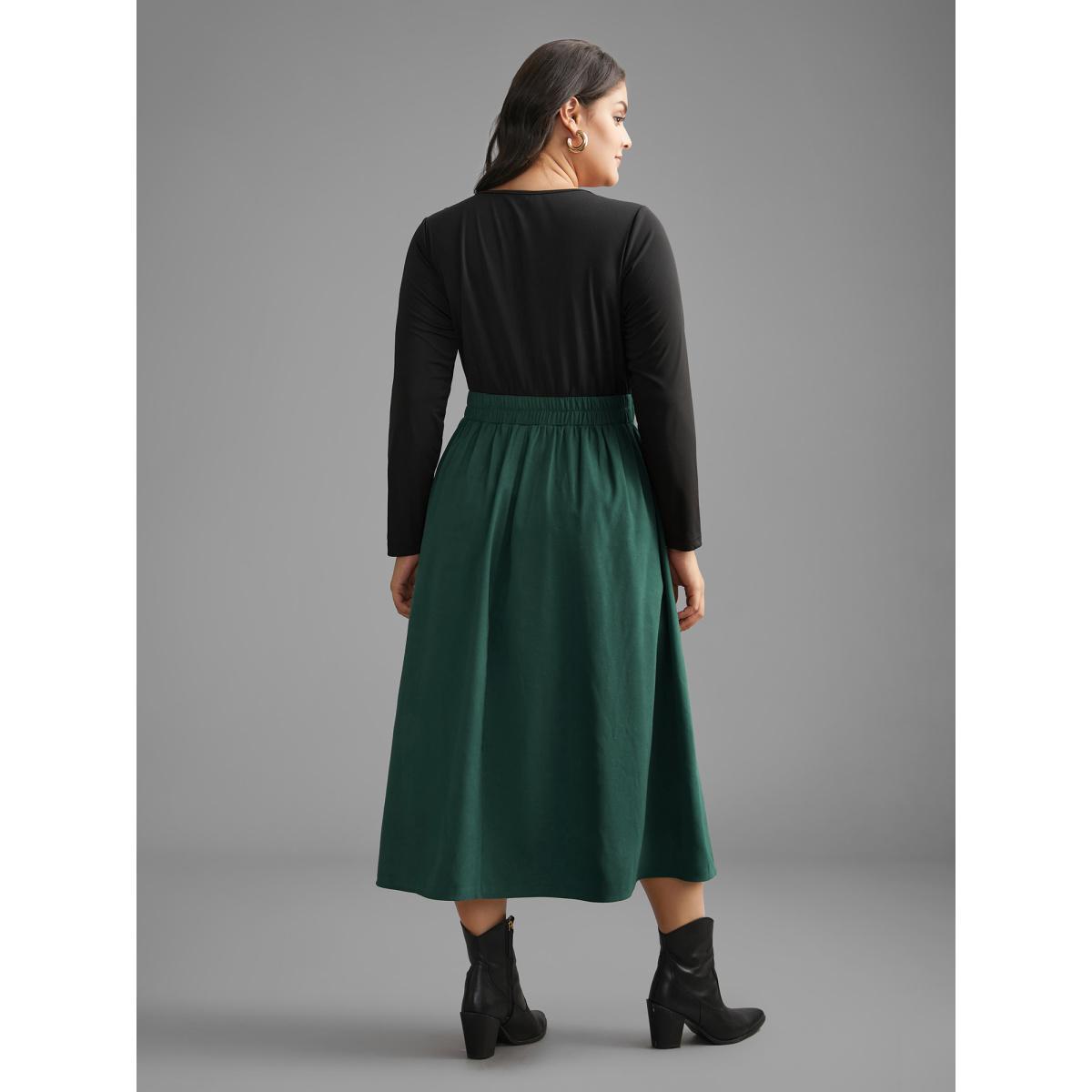 Plus Size Crew Neck Contrast Shirred Pleated Dress DarkGreen Women Casual Contrast Round Neck Long Sleeve Curvy BloomChic 22-24/3X Product Image